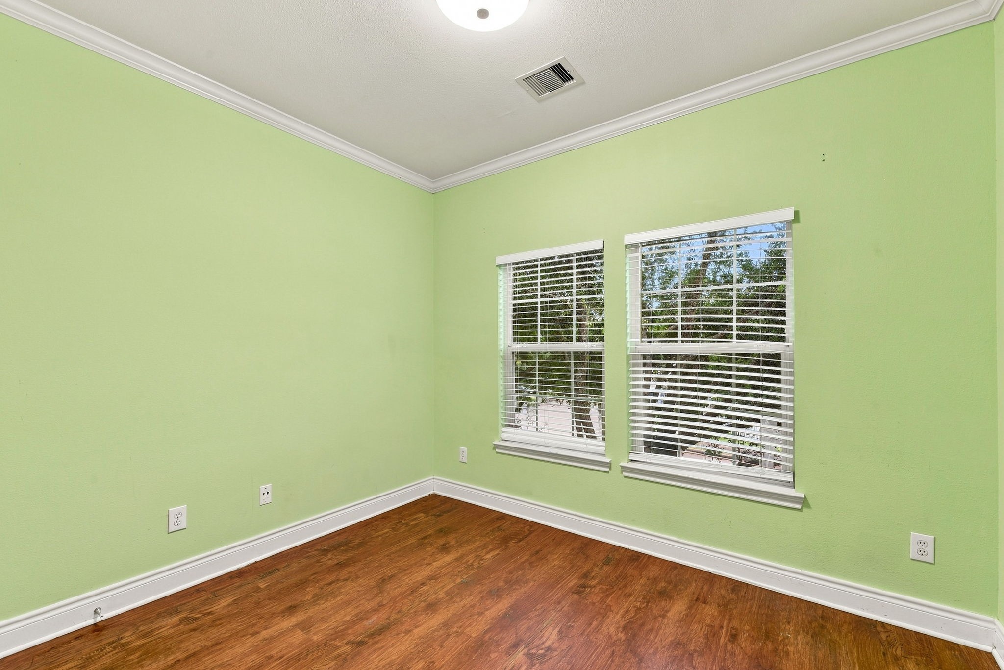 14334 Summer Garden Drive Property Photo 11