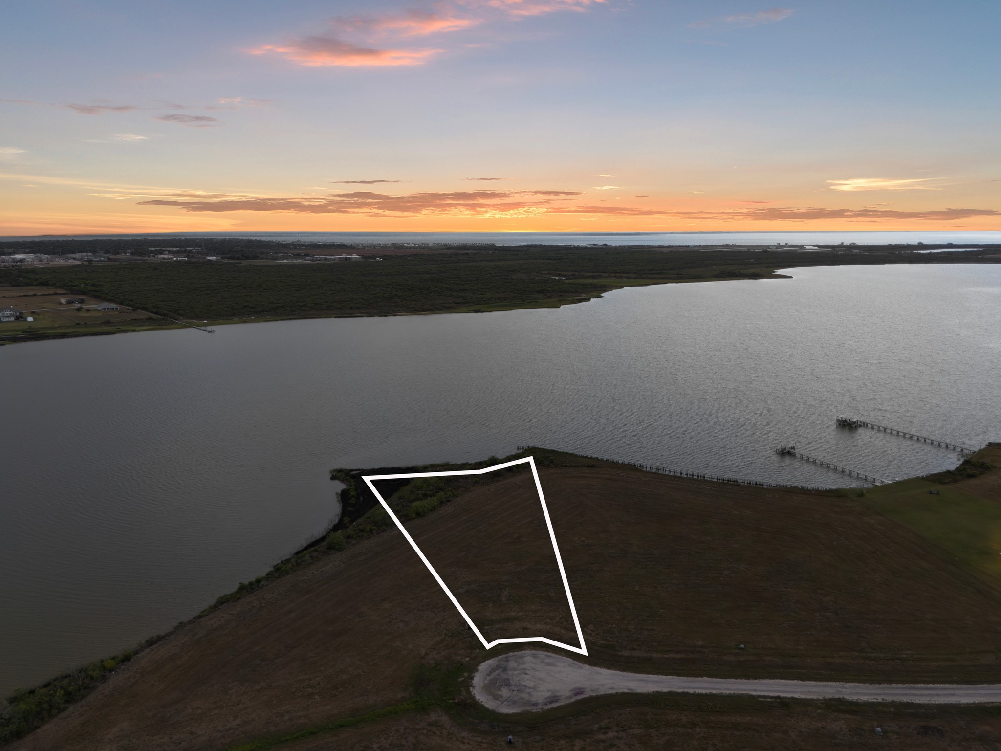 109 Bay Drive Property Photo 1