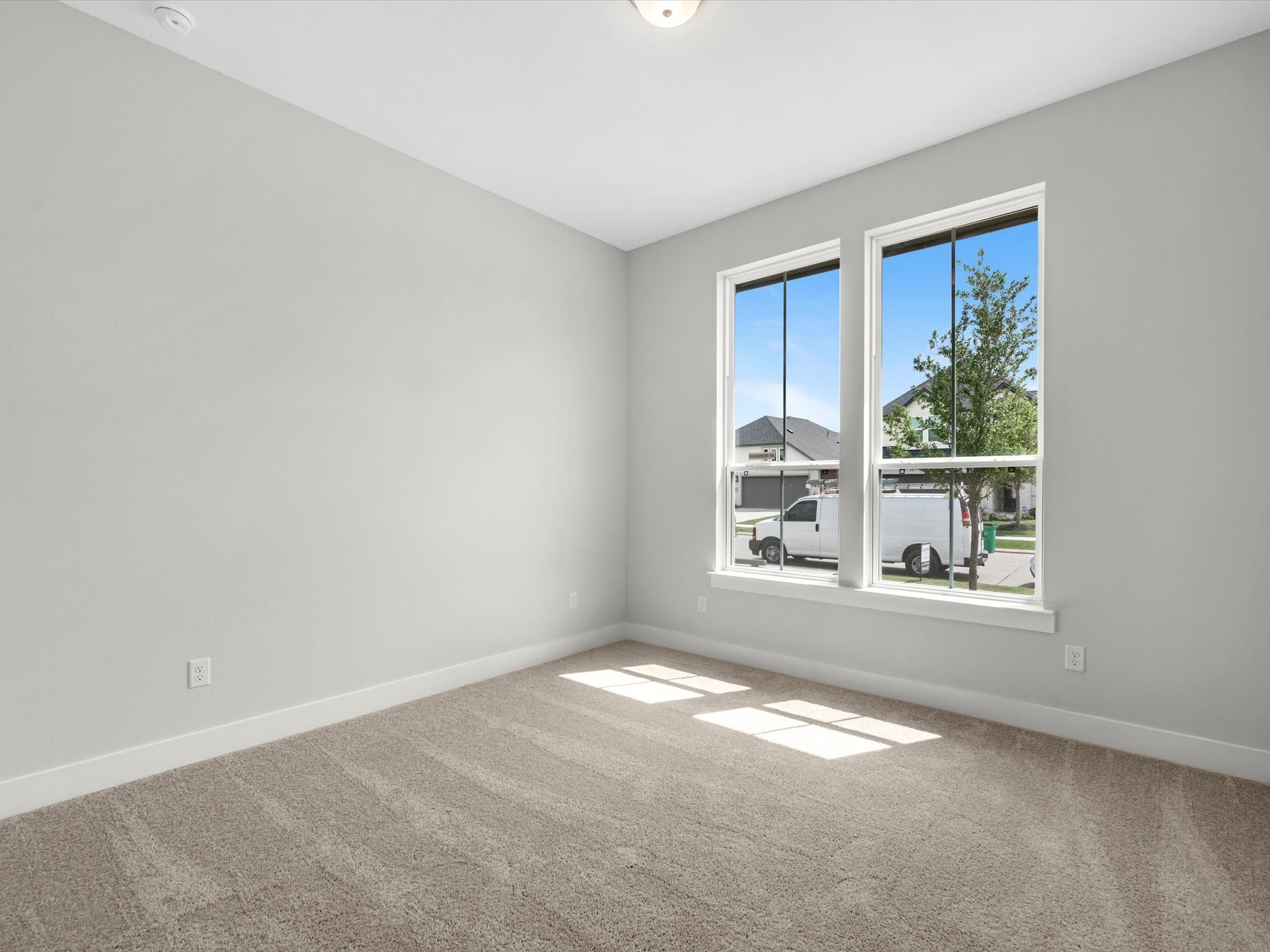 5414 Gless Park Drive Property Photo 12