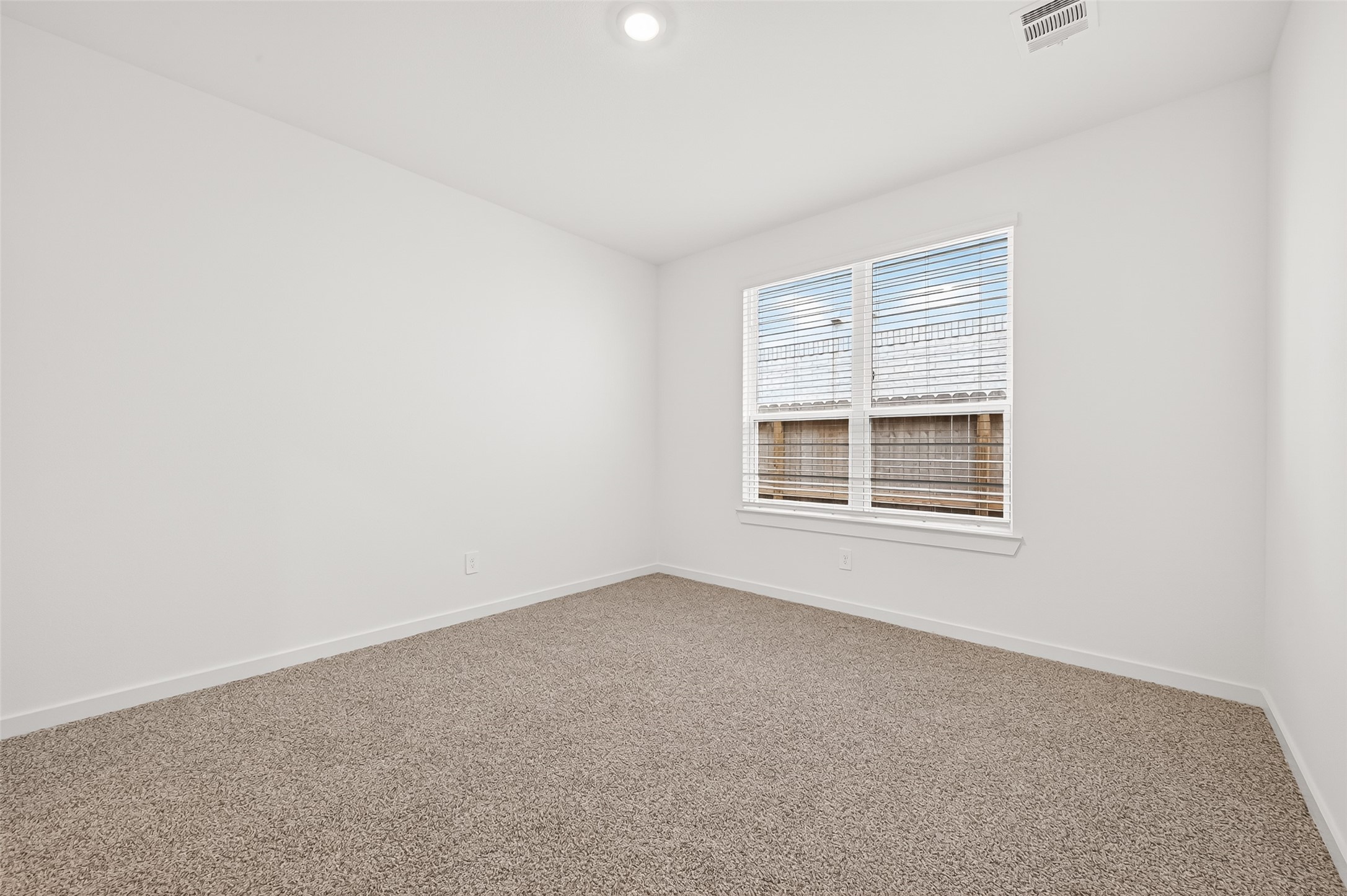 2818 Lemon Zest Path Property Photo 13
