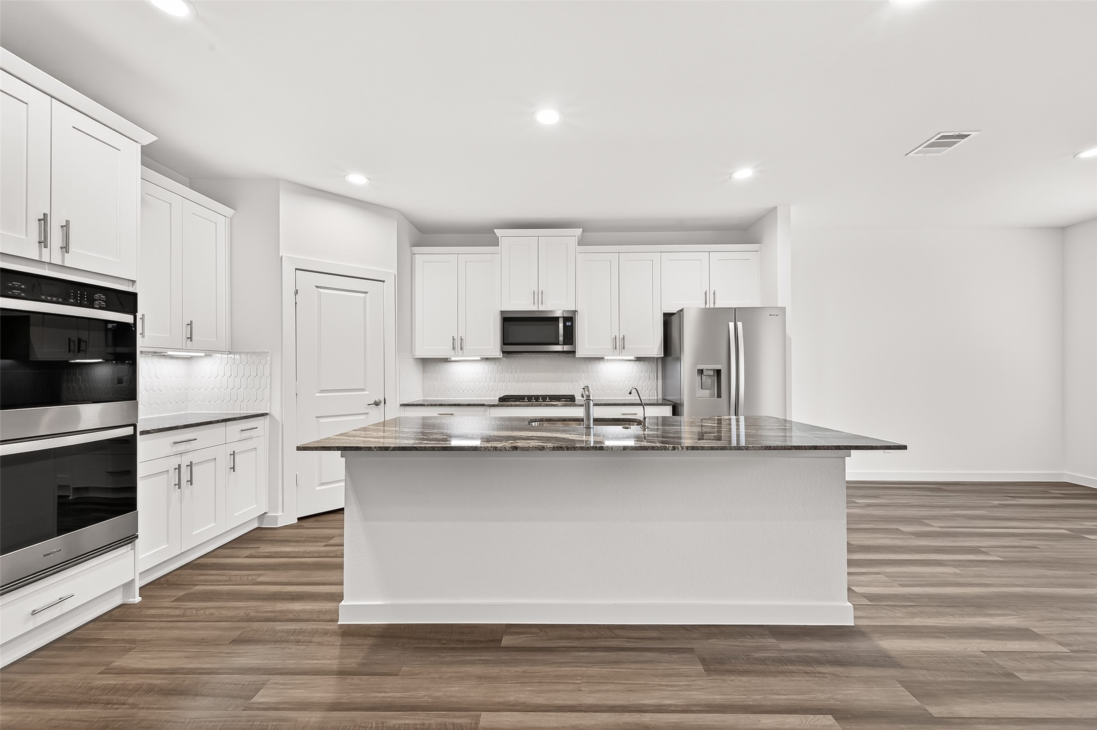 2818 Lemon Zest Path Property Photo 22