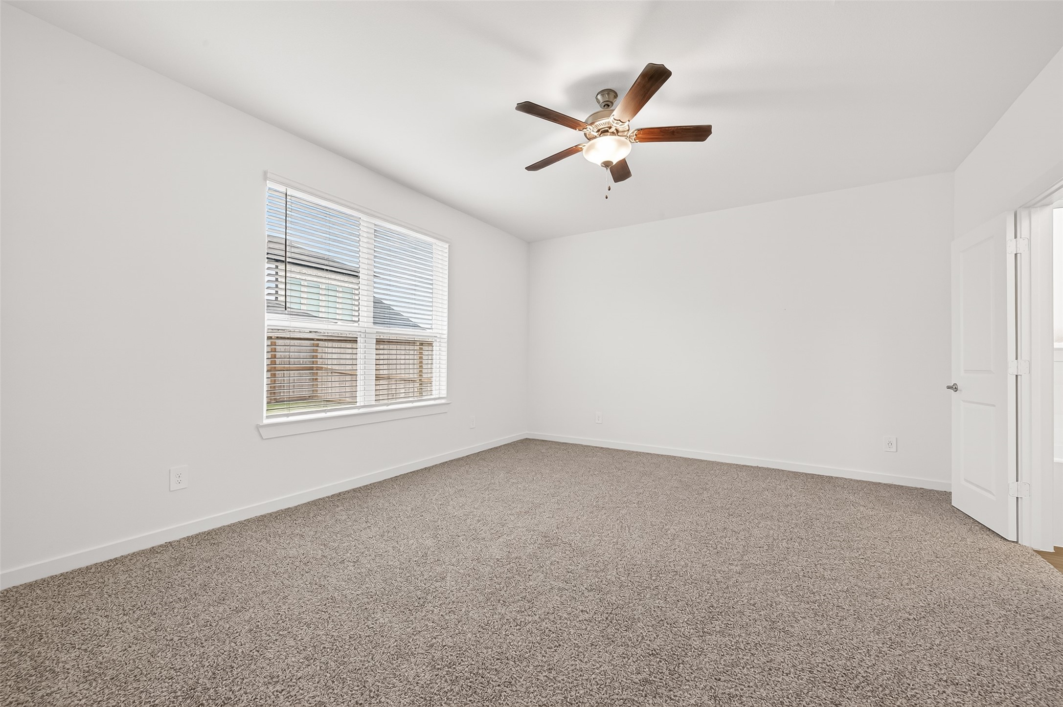 2818 Lemon Zest Path Property Photo 32