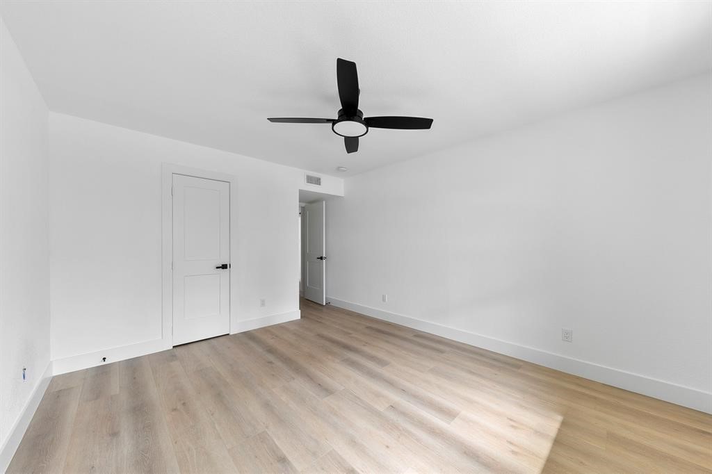 1514 Wirt Road 8 Property Photo 18