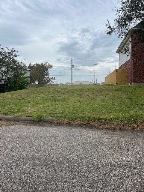 3215 Kleinmann Property Photo 1
