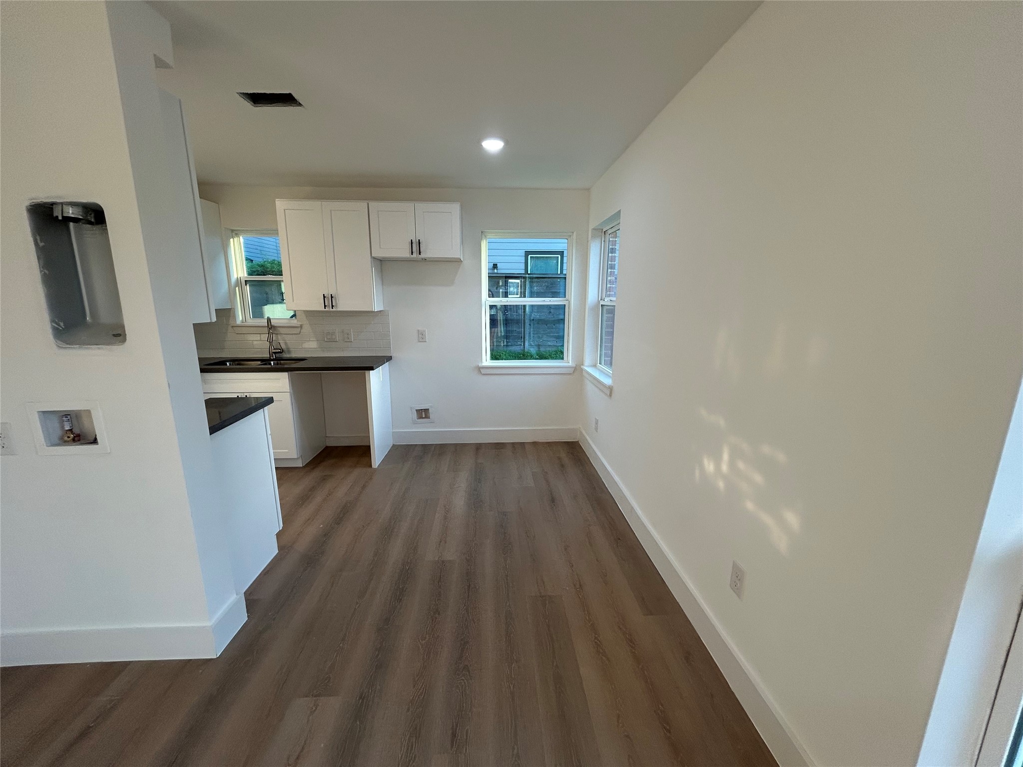 2607 Live Oak St Property Photo 7