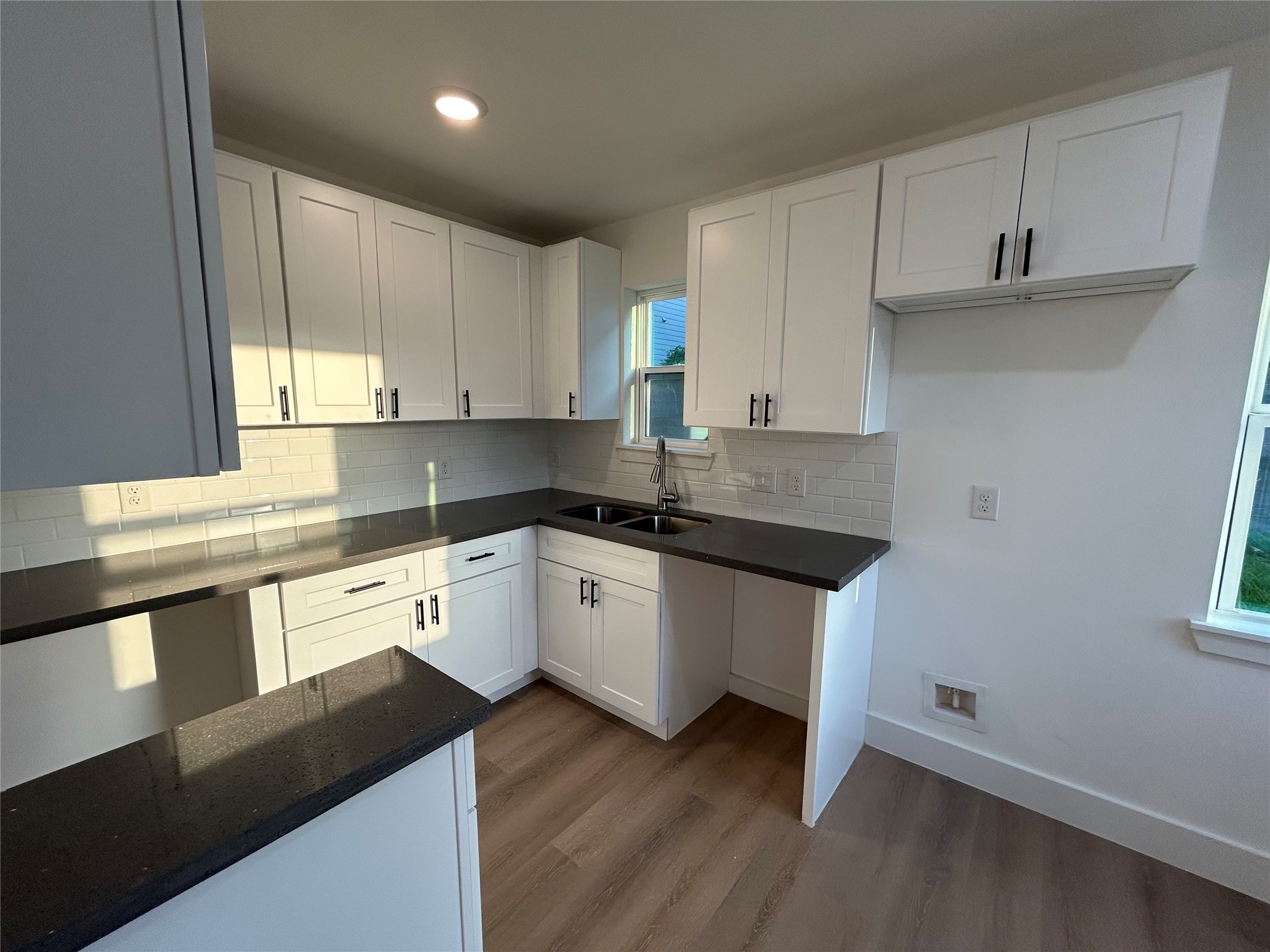 2607 Live Oak St Property Photo 10