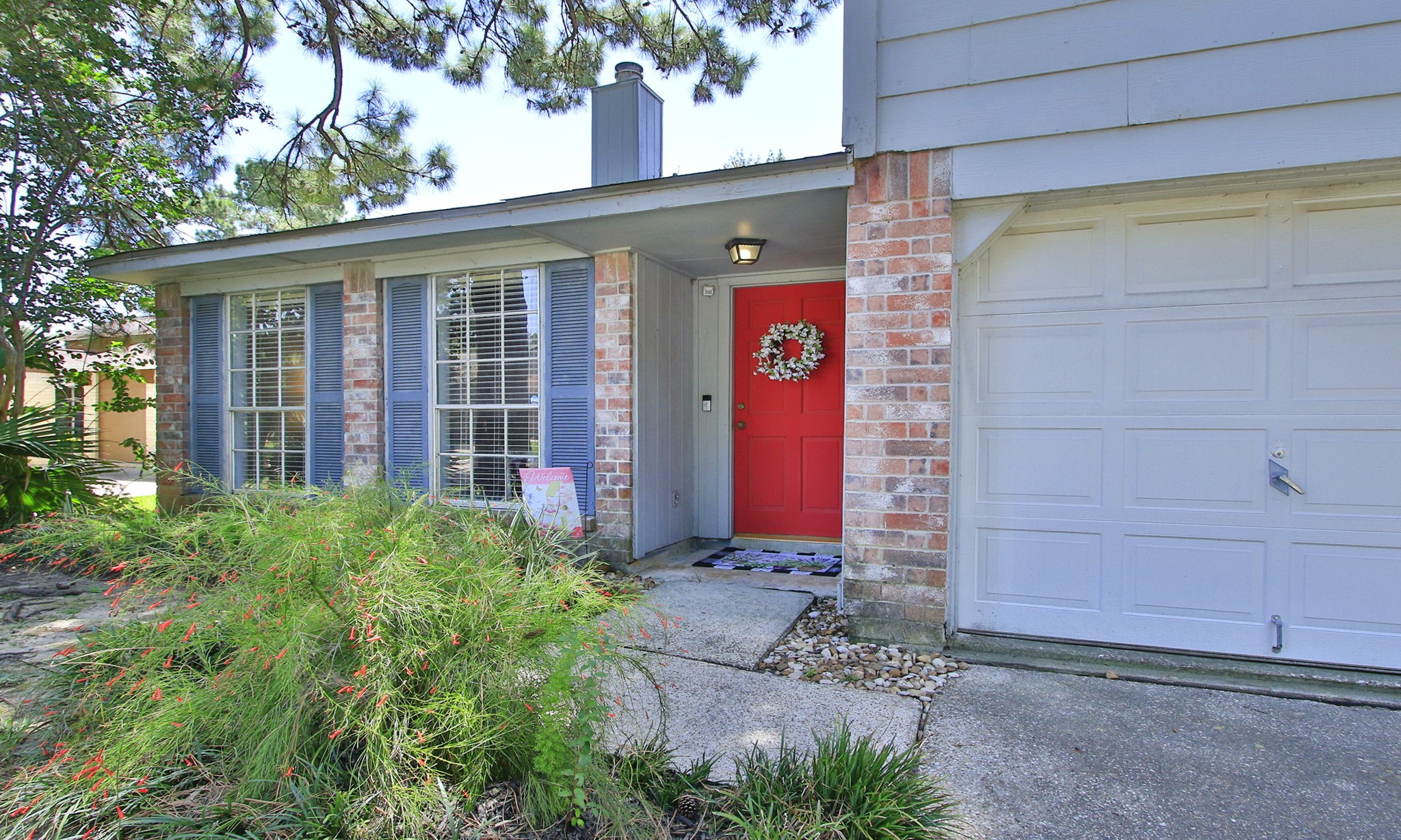 4835 Ingleside Court Property Photo 4