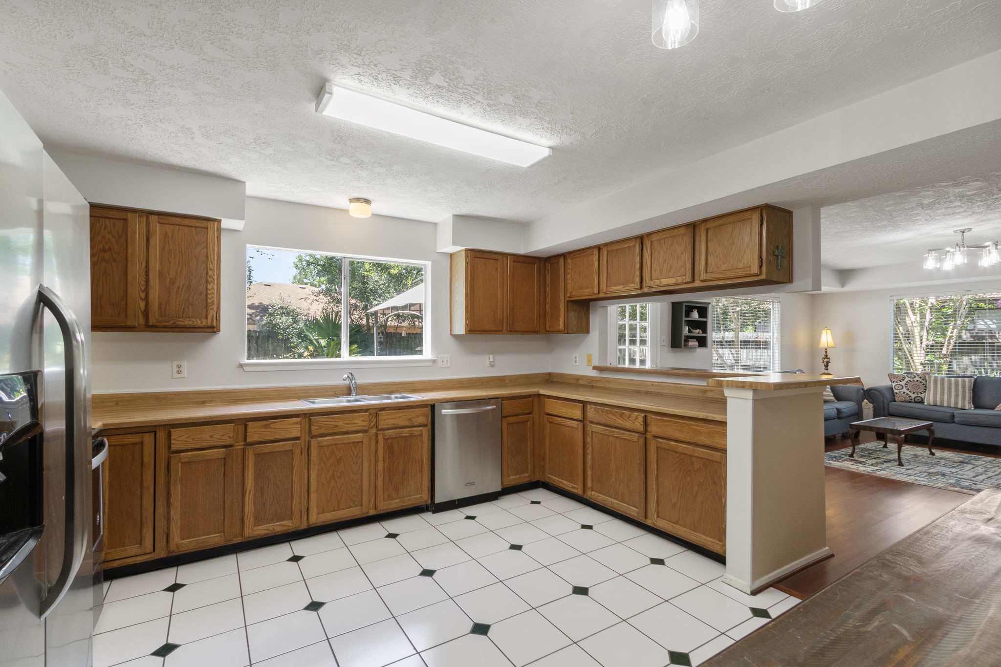 4835 Ingleside Court Property Photo 16