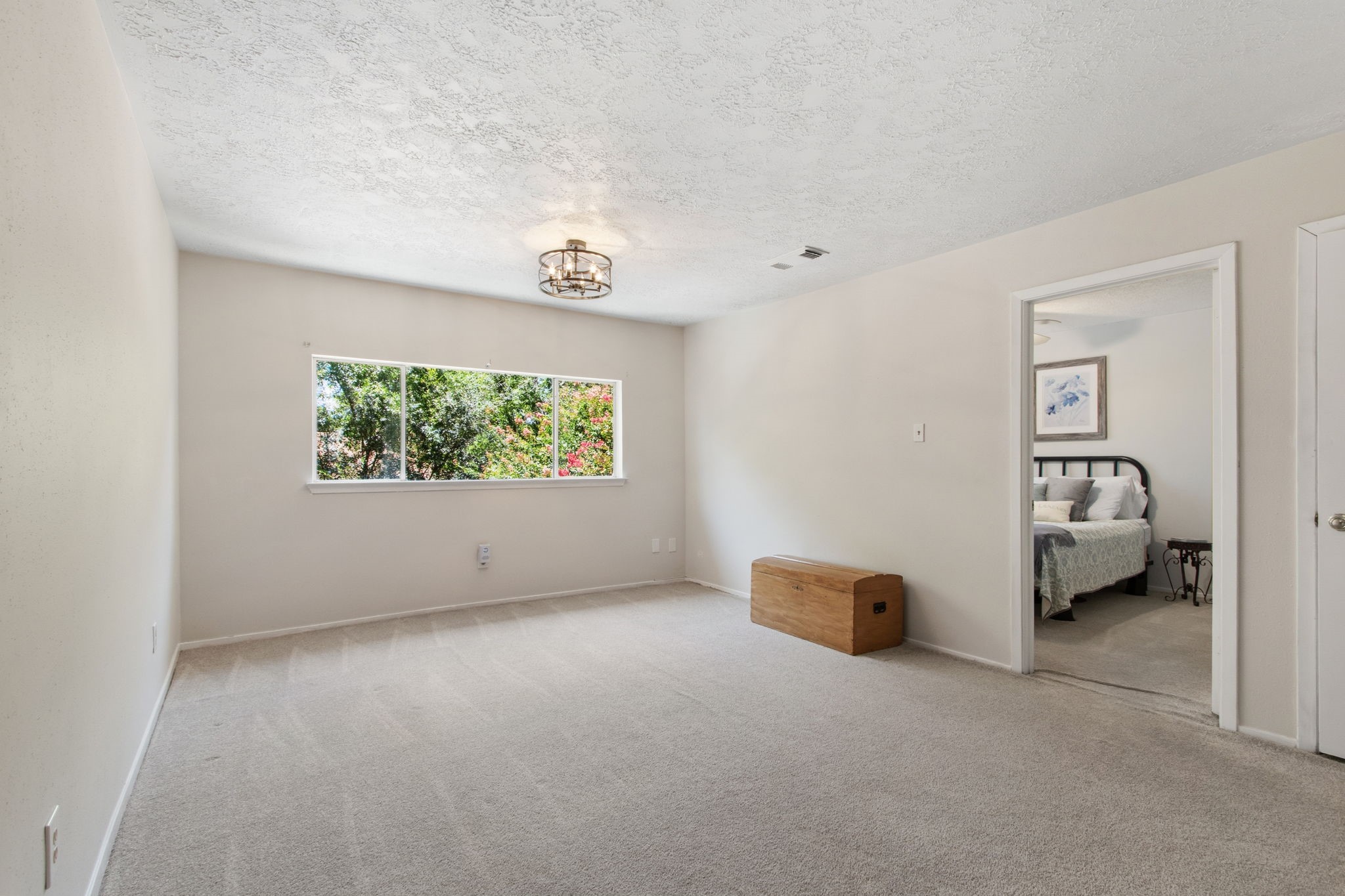4835 Ingleside Court Property Photo 25
