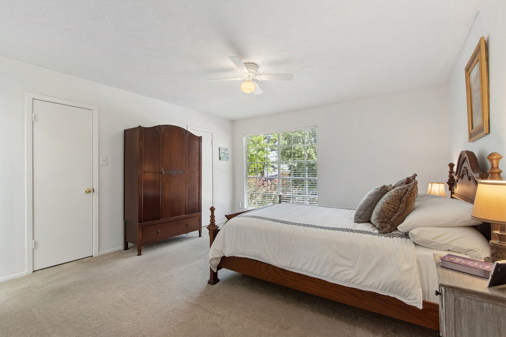 4835 Ingleside Court Property Photo 27