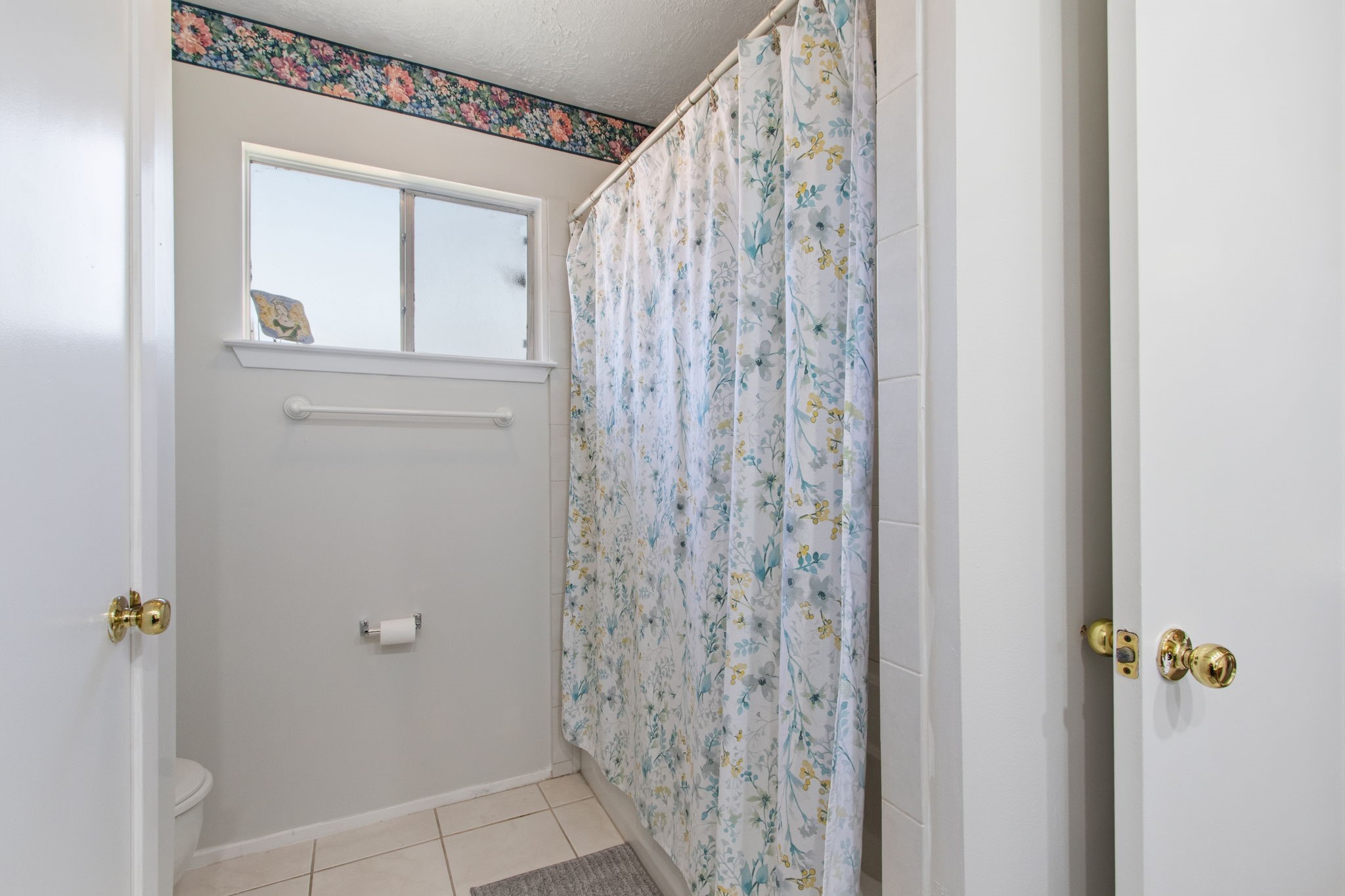 4835 Ingleside Court Property Photo 32