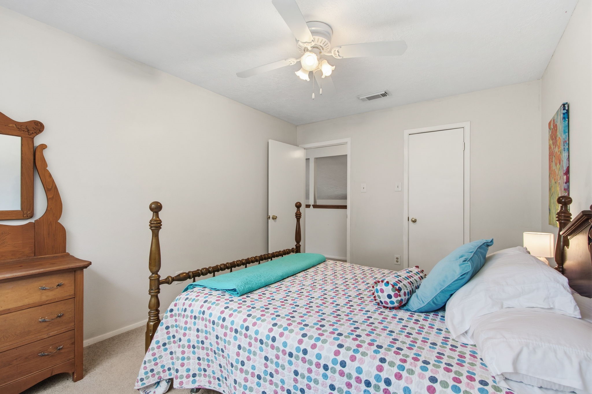 4835 Ingleside Court Property Photo 34