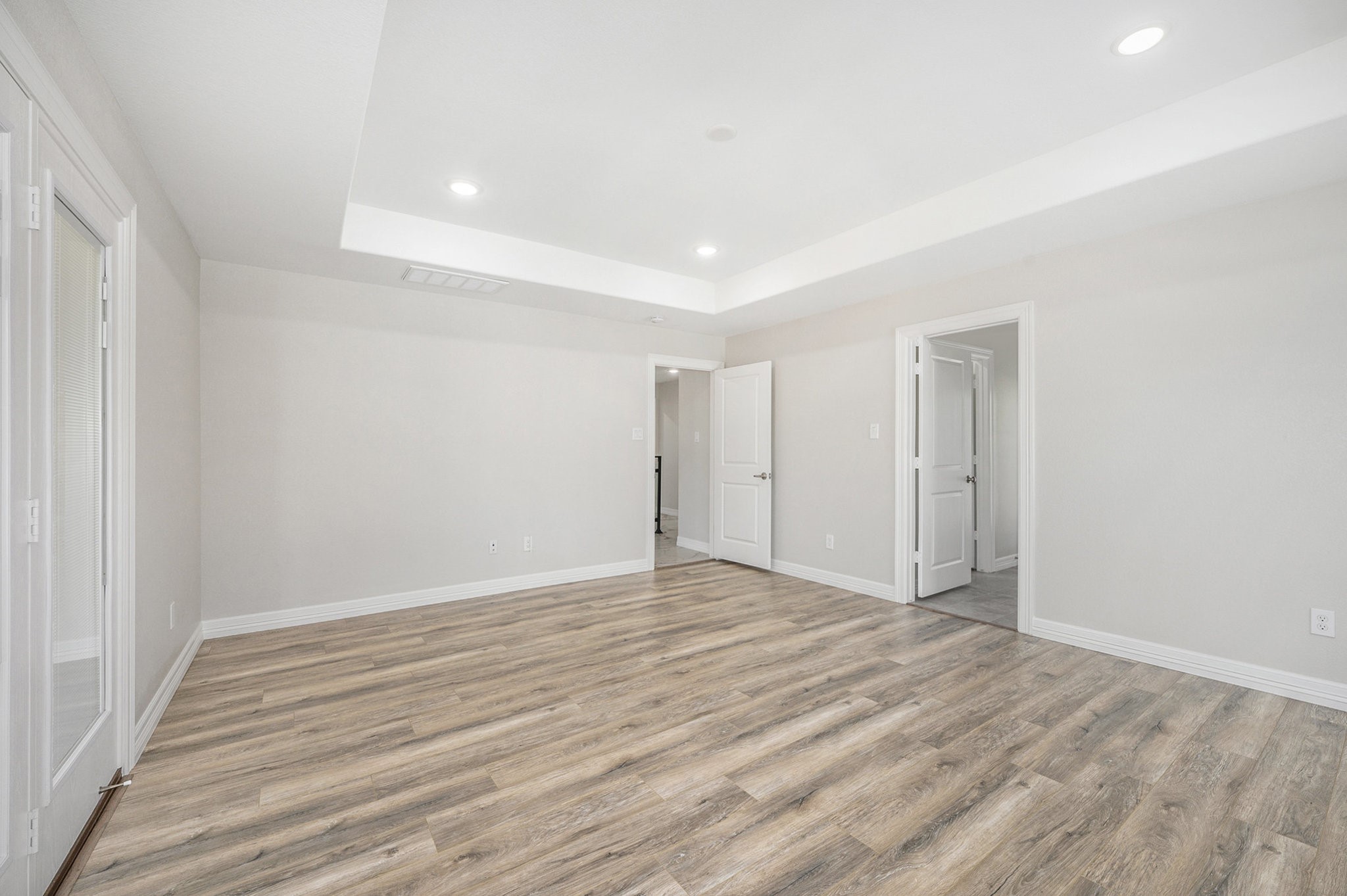 7711 Antoine Drive Property Photo 23