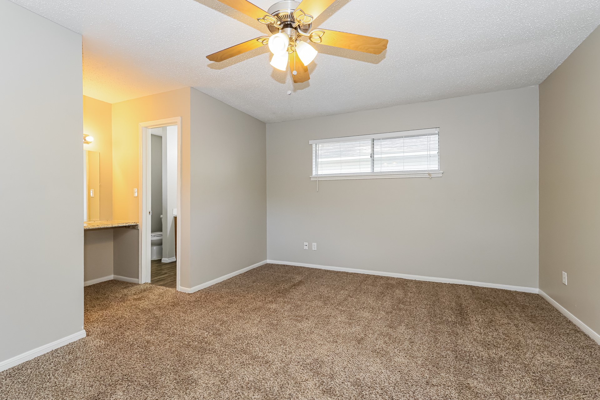 26218 Maplewood Drive Property Photo 10