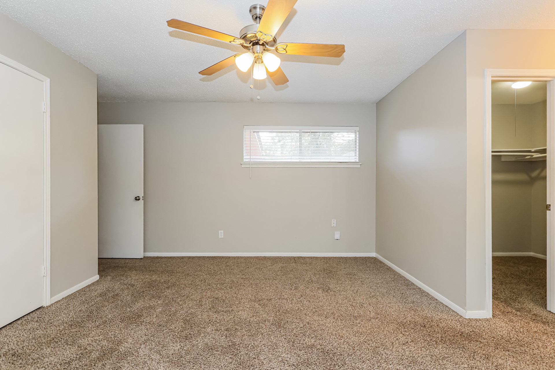 26218 Maplewood Drive Property Photo 11