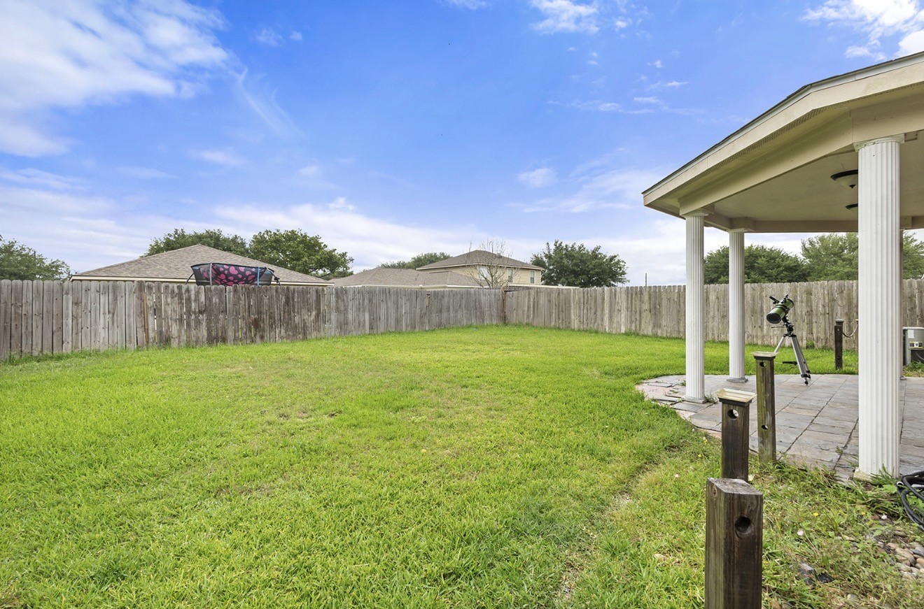 7115 Northchase Lane Property Photo 23