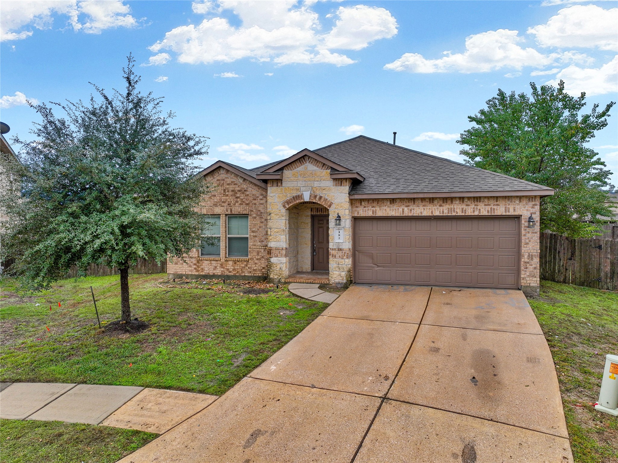 182 Meadow Grove Drive Property Photo