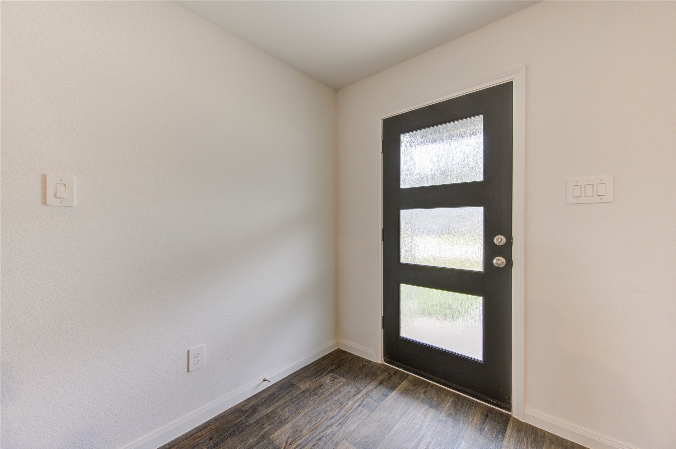 16356 Jasmine Marie Place Property Photo 3