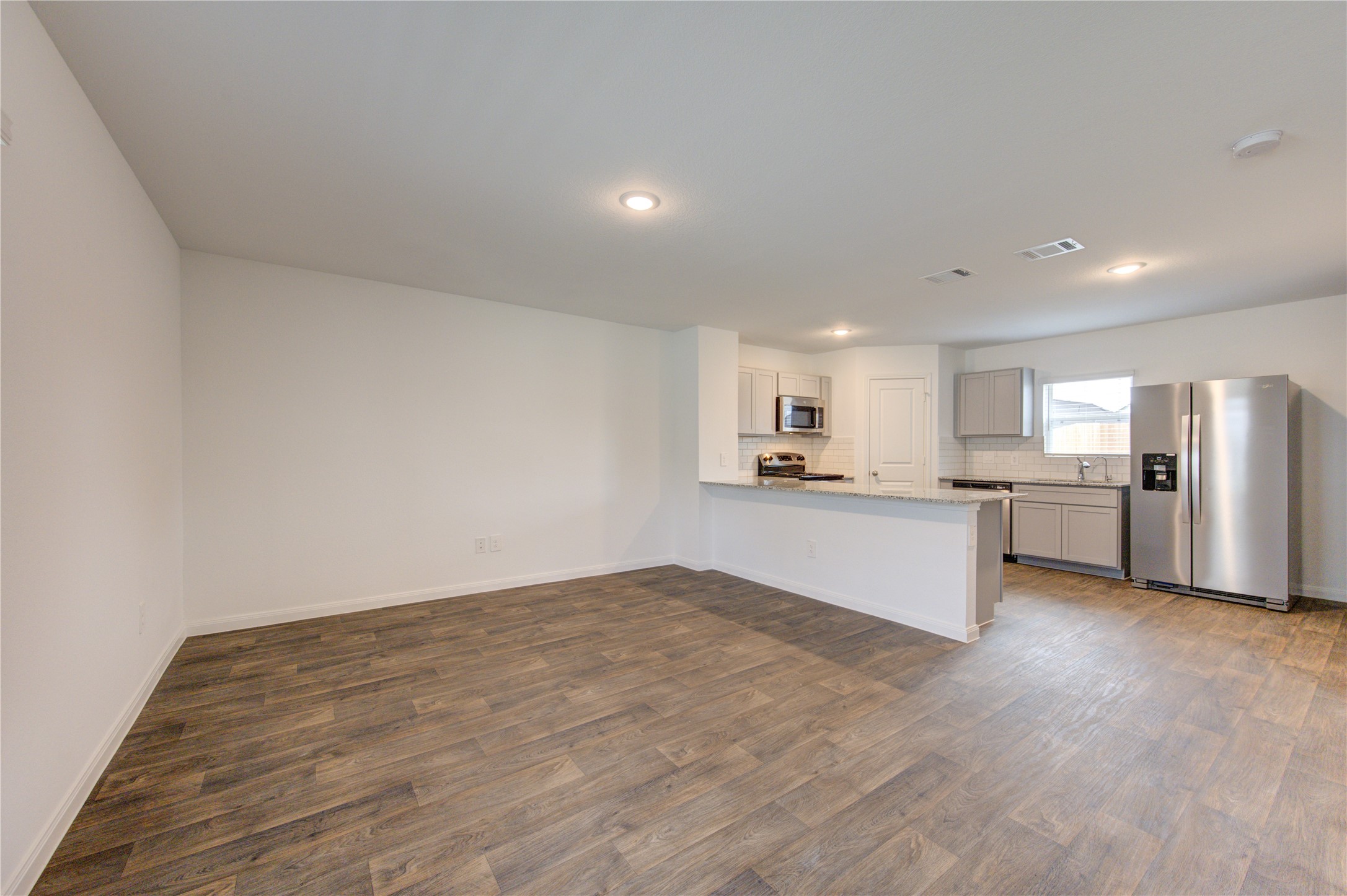 16356 Jasmine Marie Place Property Photo 4