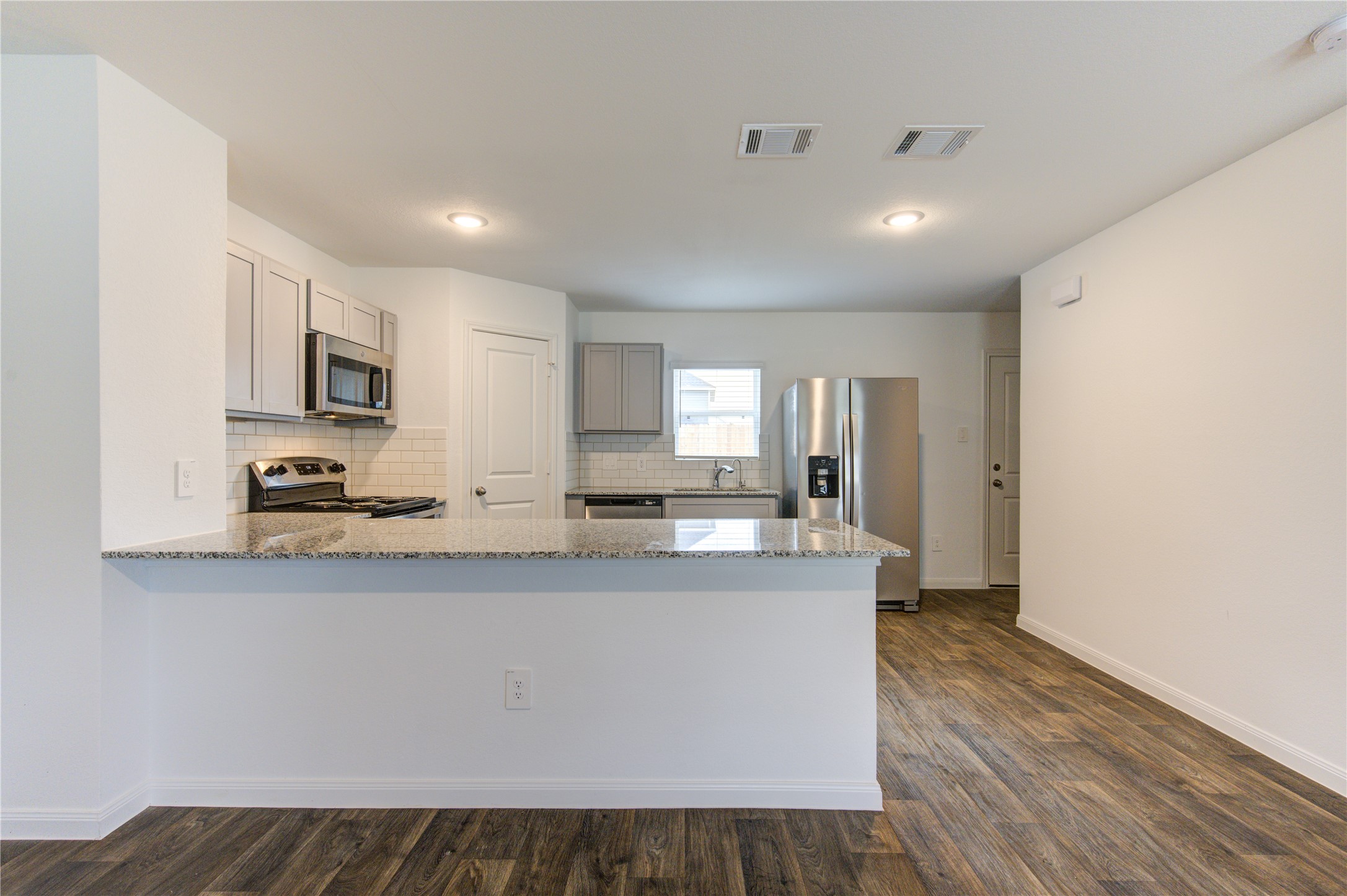 16356 Jasmine Marie Place Property Photo 6