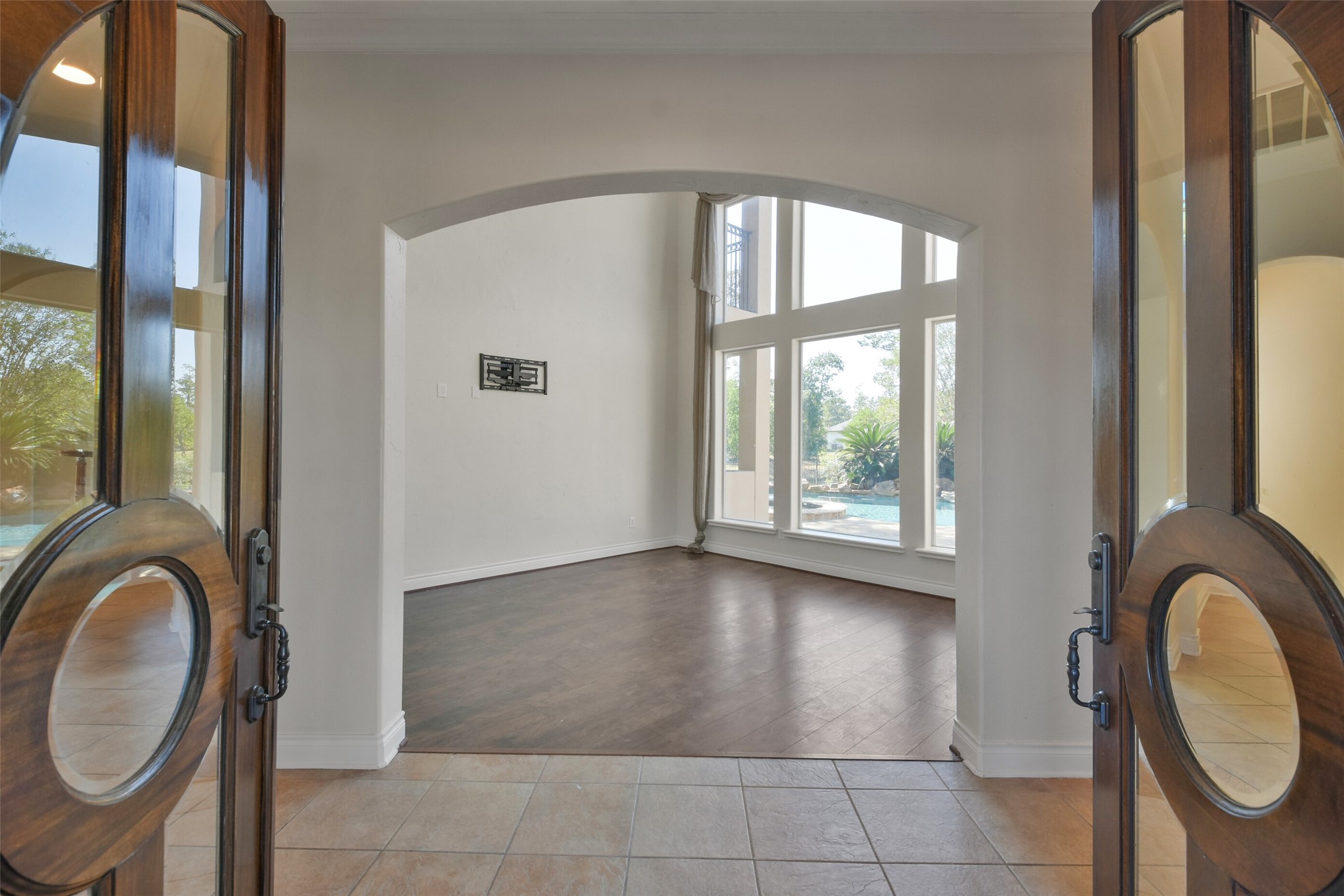 8114 Hideaway Lake Circle Property Photo 4