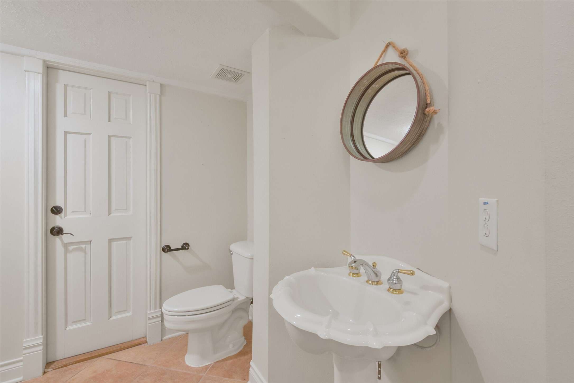 8114 Hideaway Lake Circle Property Photo 19