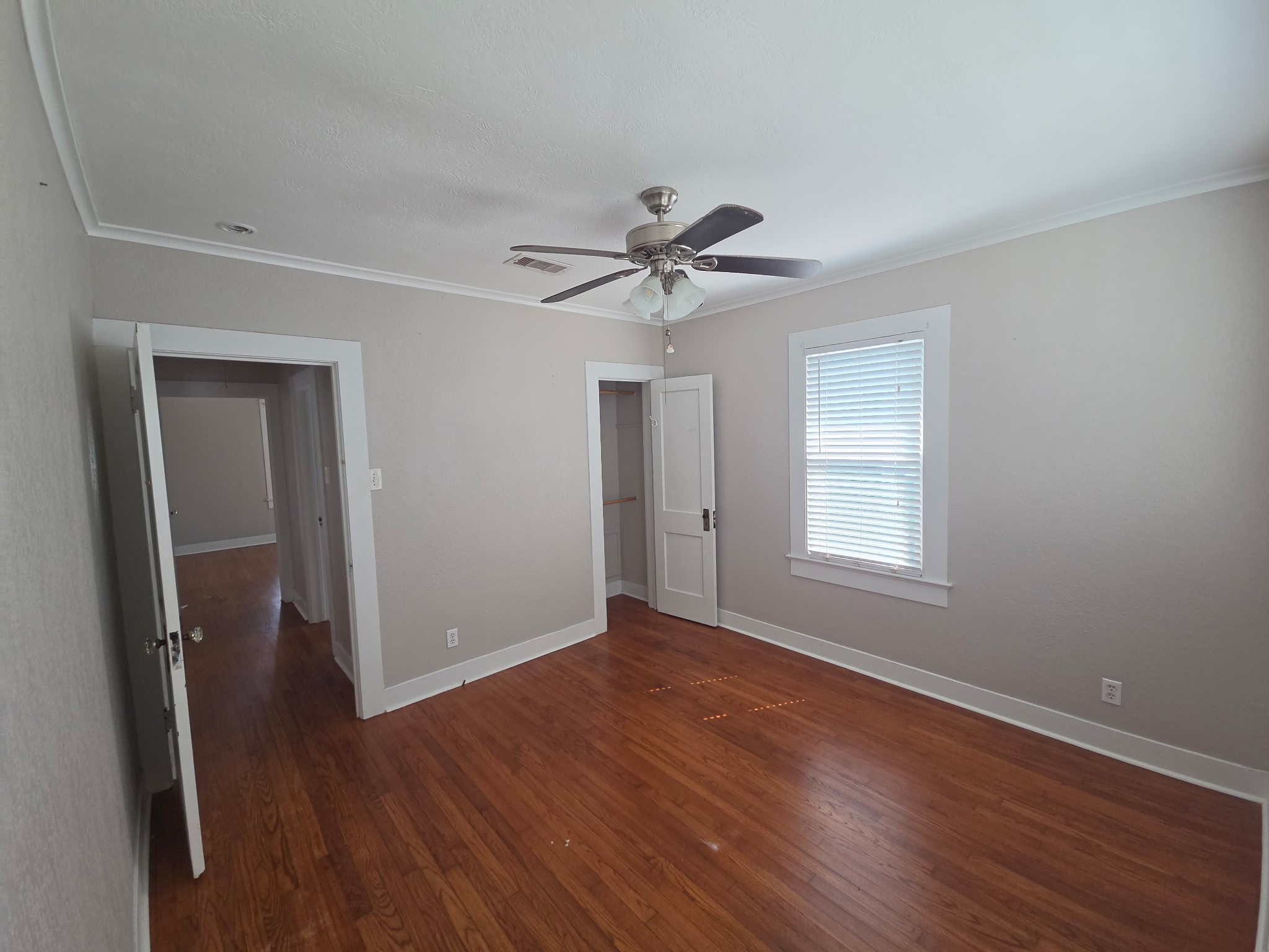 5208 Bernardo De Galvez Property Photo 4