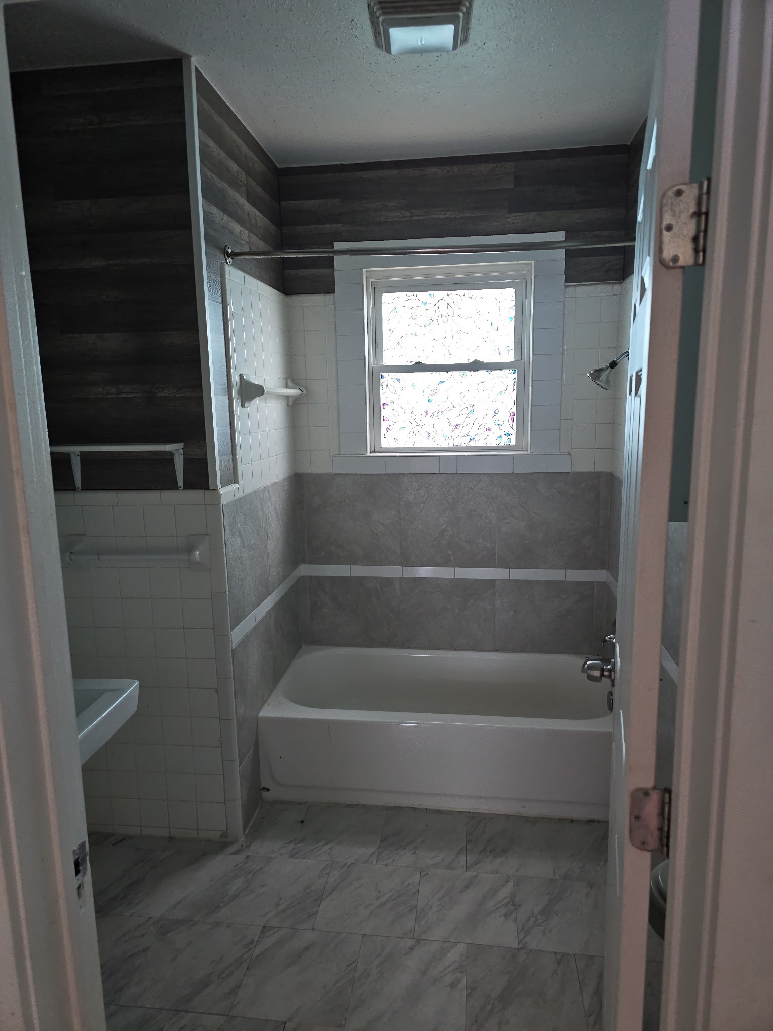 5208 Bernardo De Galvez Property Photo 6