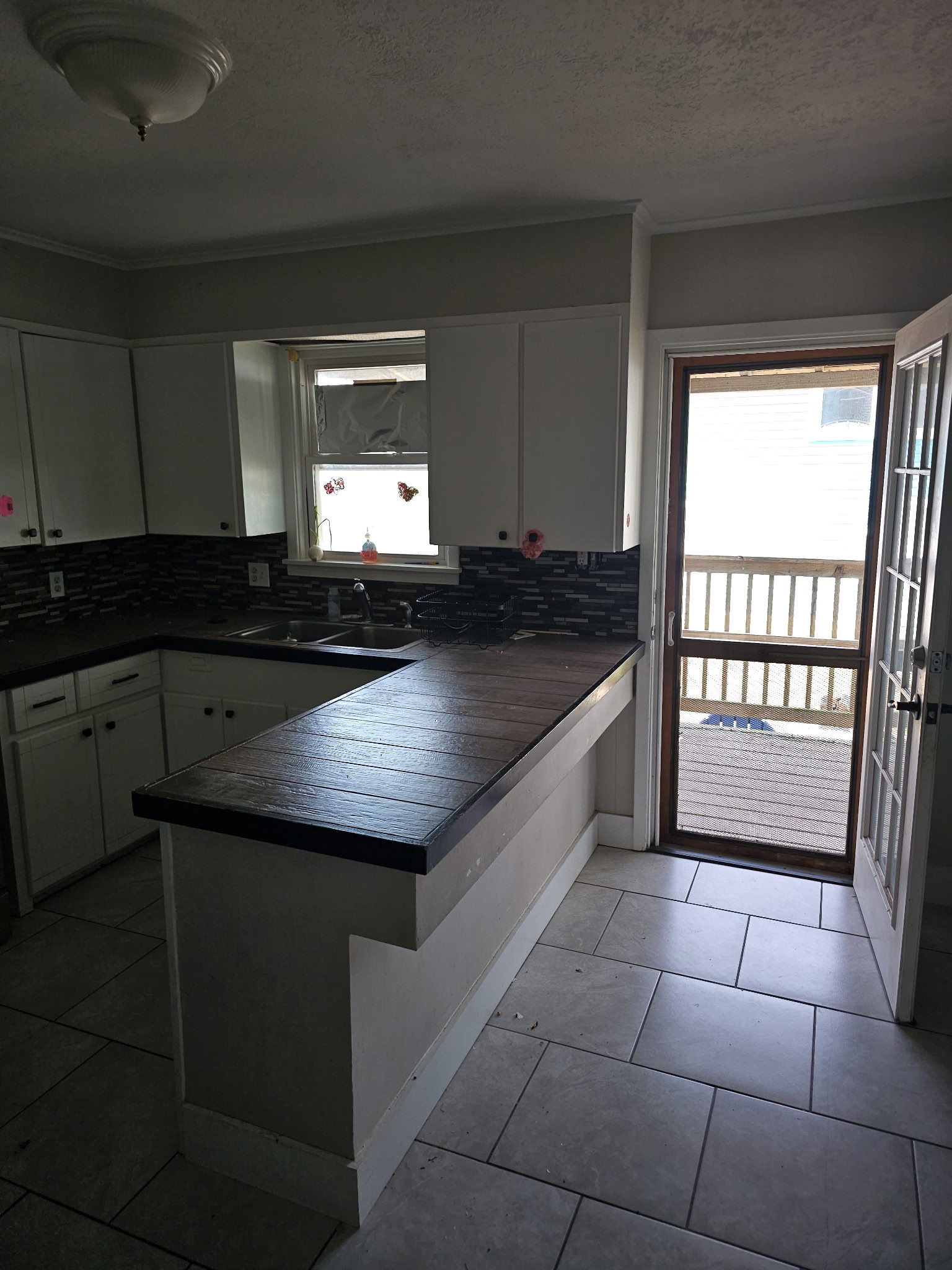 5208 Bernardo De Galvez Property Photo 11