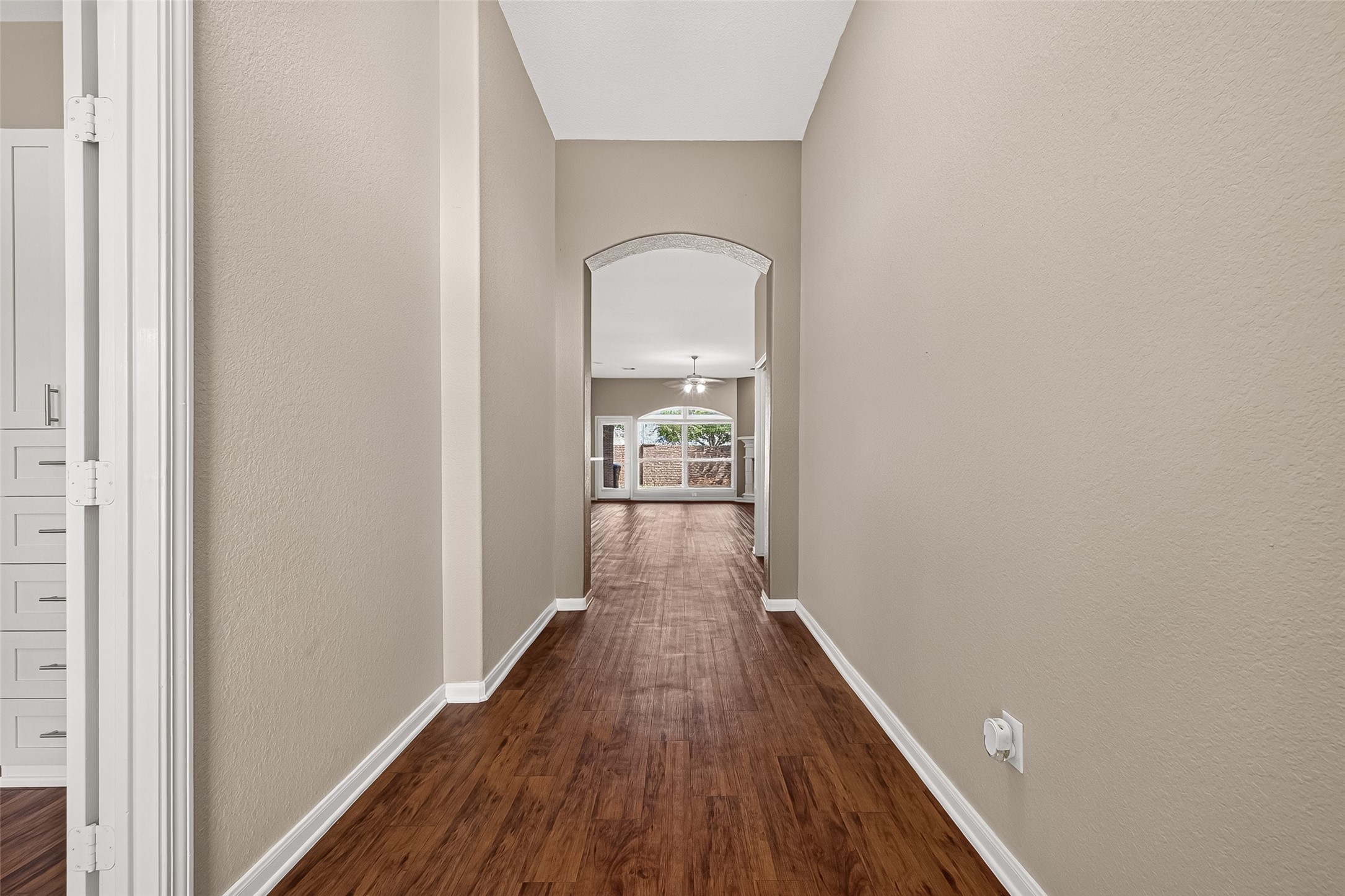 6138 Wickshire Drive Property Photo 11