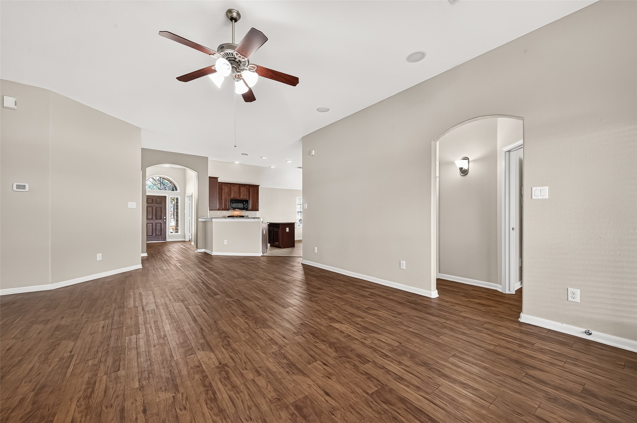 6138 Wickshire Drive Property Photo 18