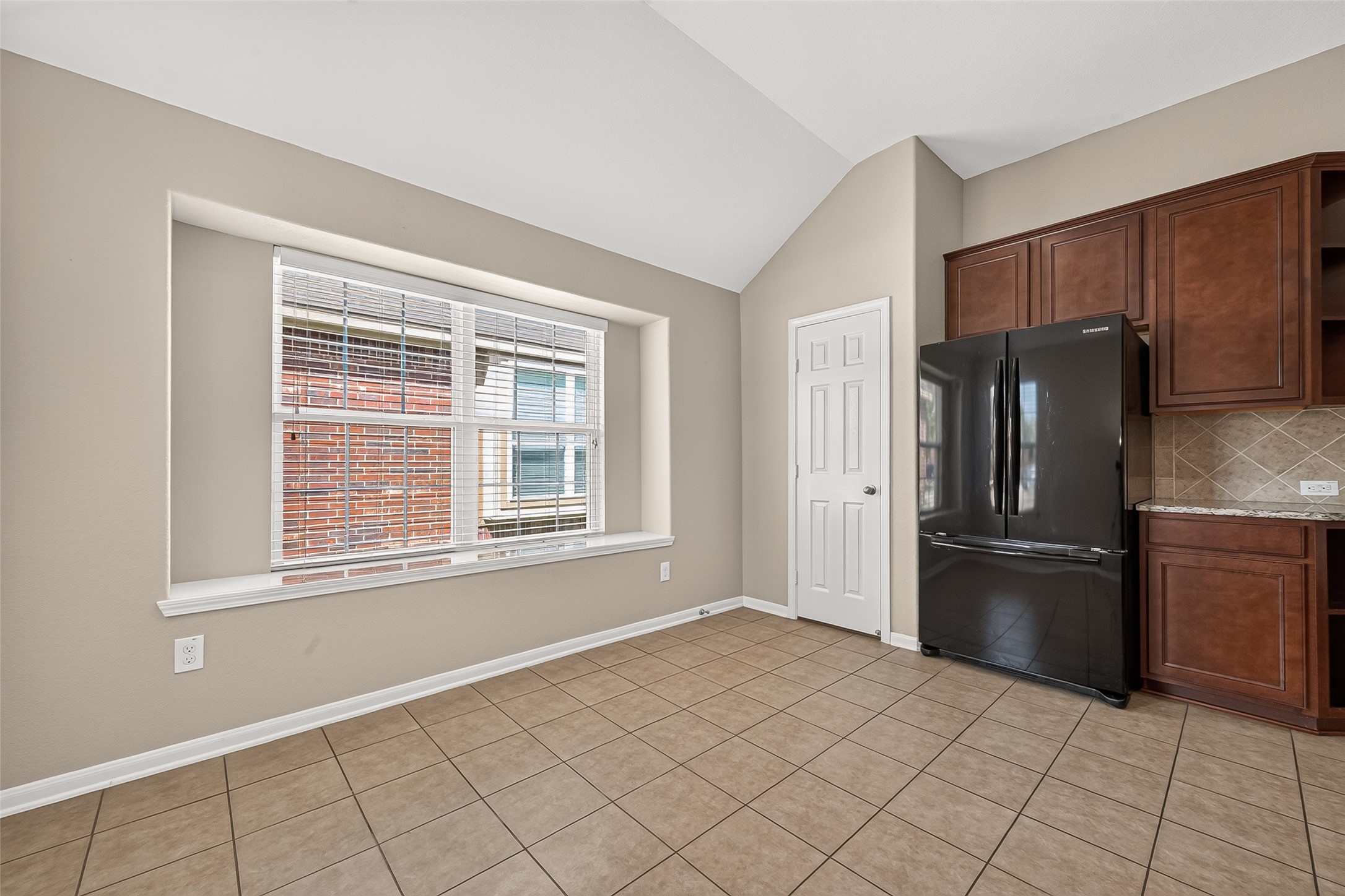 6138 Wickshire Drive Property Photo 25