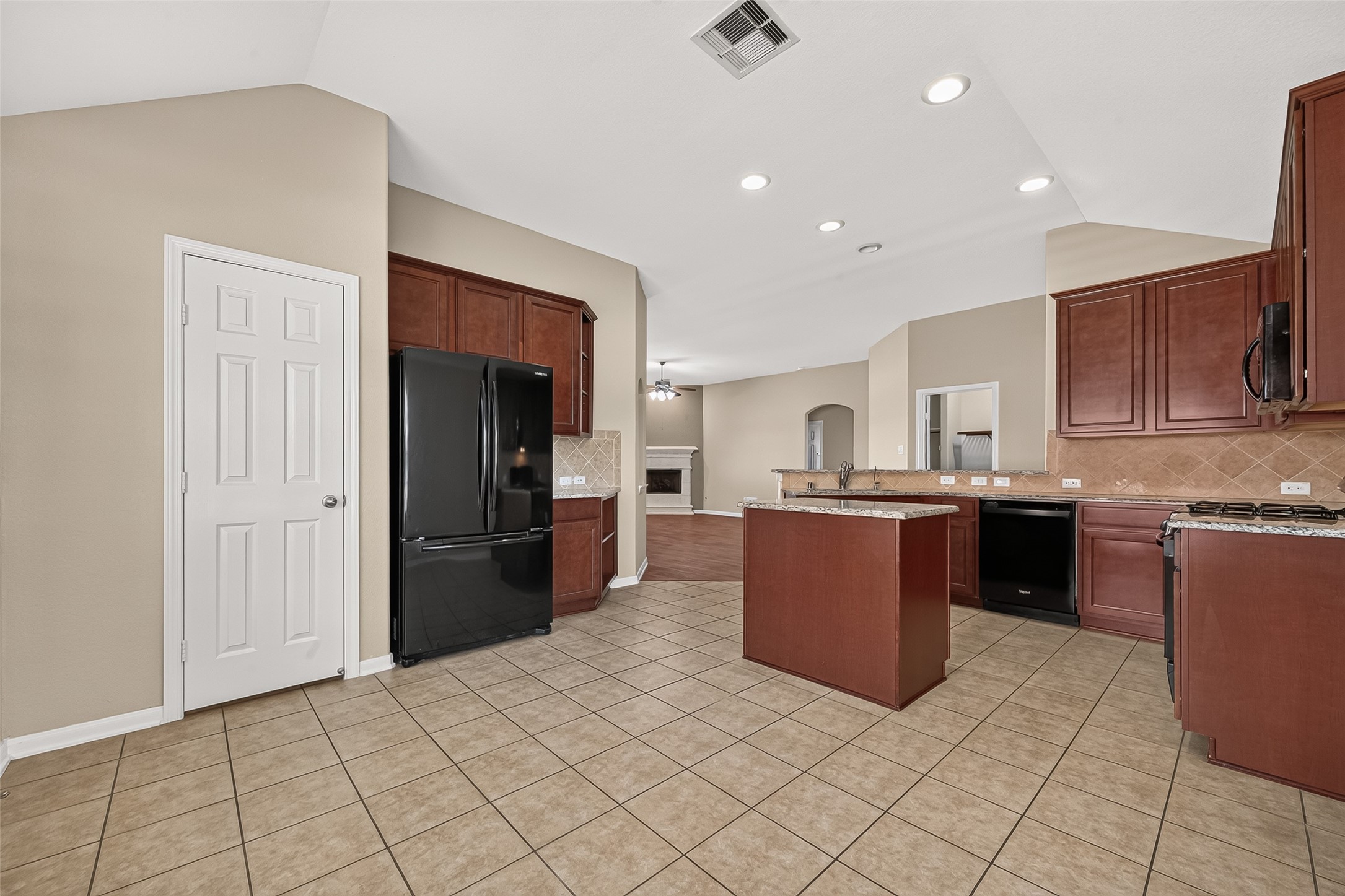 6138 Wickshire Drive Property Photo 26