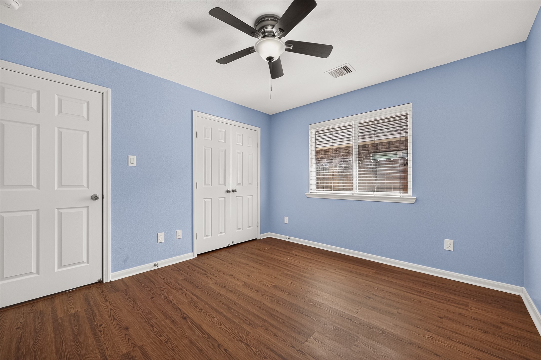 6138 Wickshire Drive Property Photo 32
