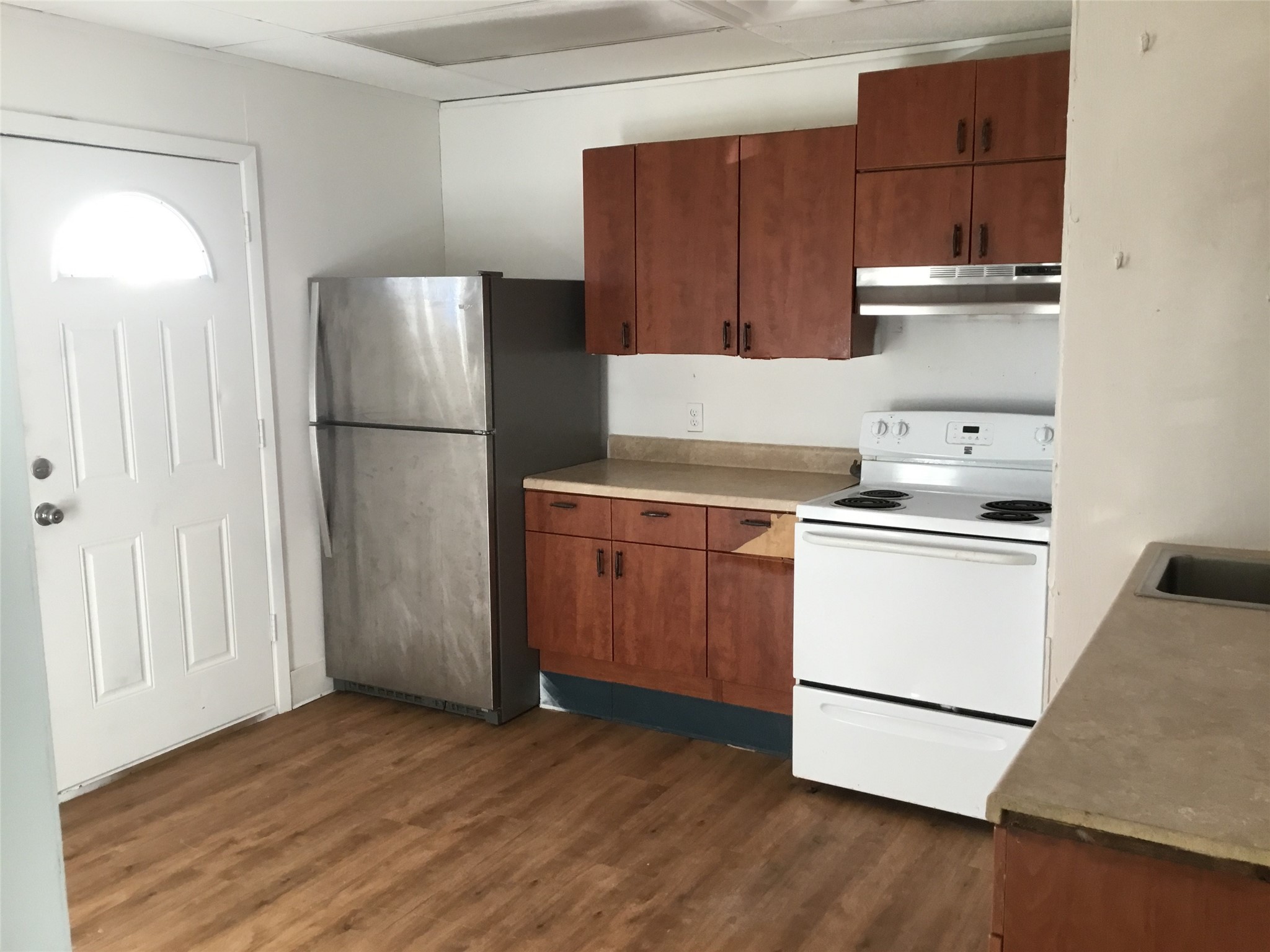 1404 E Bayshore Drive B Property Photo 2