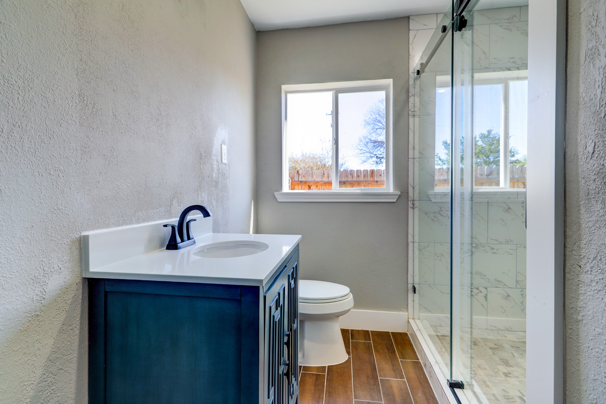 4001 Woodshire Street Property Photo 8