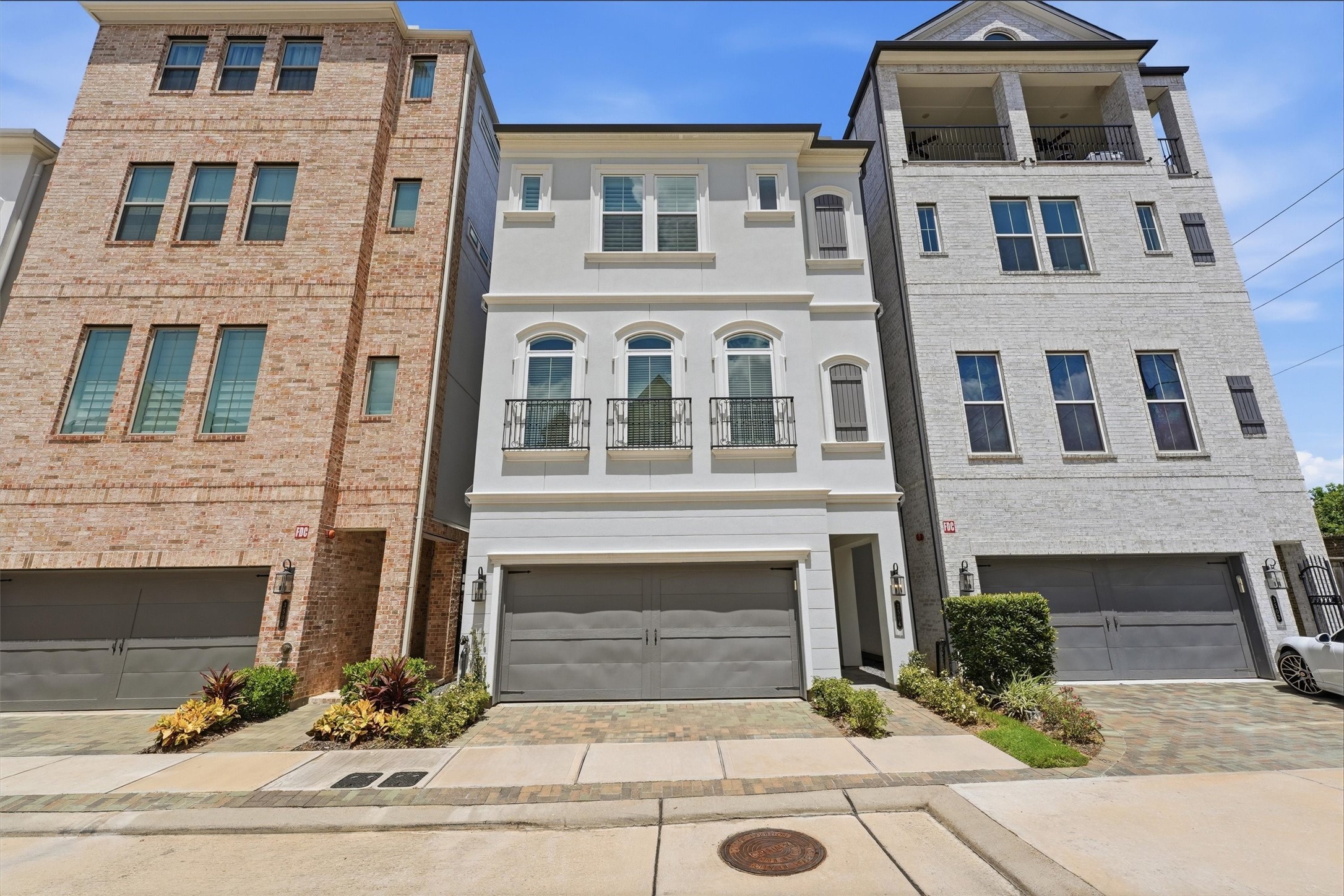 3504 Bridgewater Oaks Lane Property Photo 1