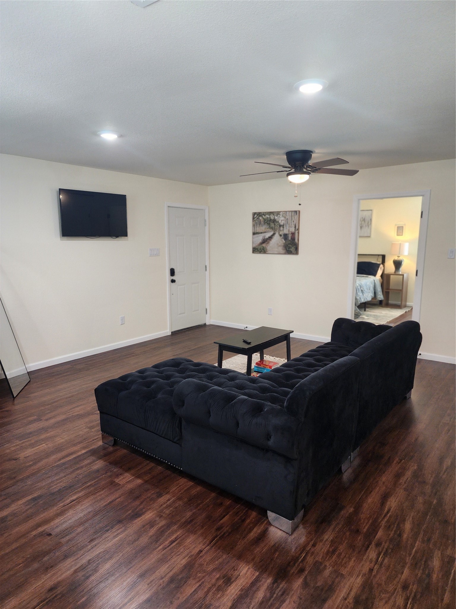 14704 Ohara Dr Street B Property Photo 4