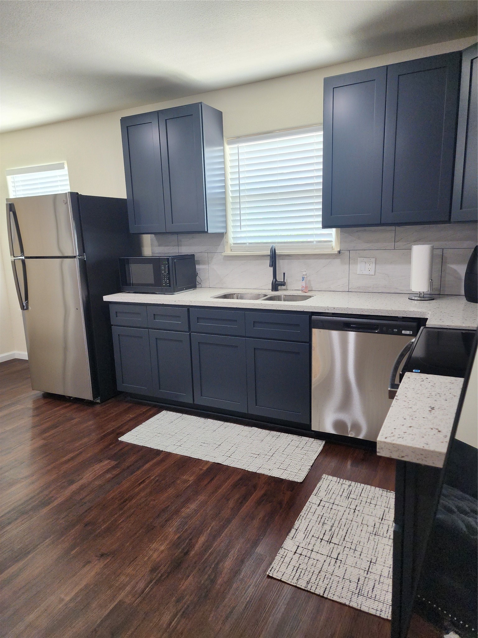 14704 Ohara Dr Street B Property Photo 9