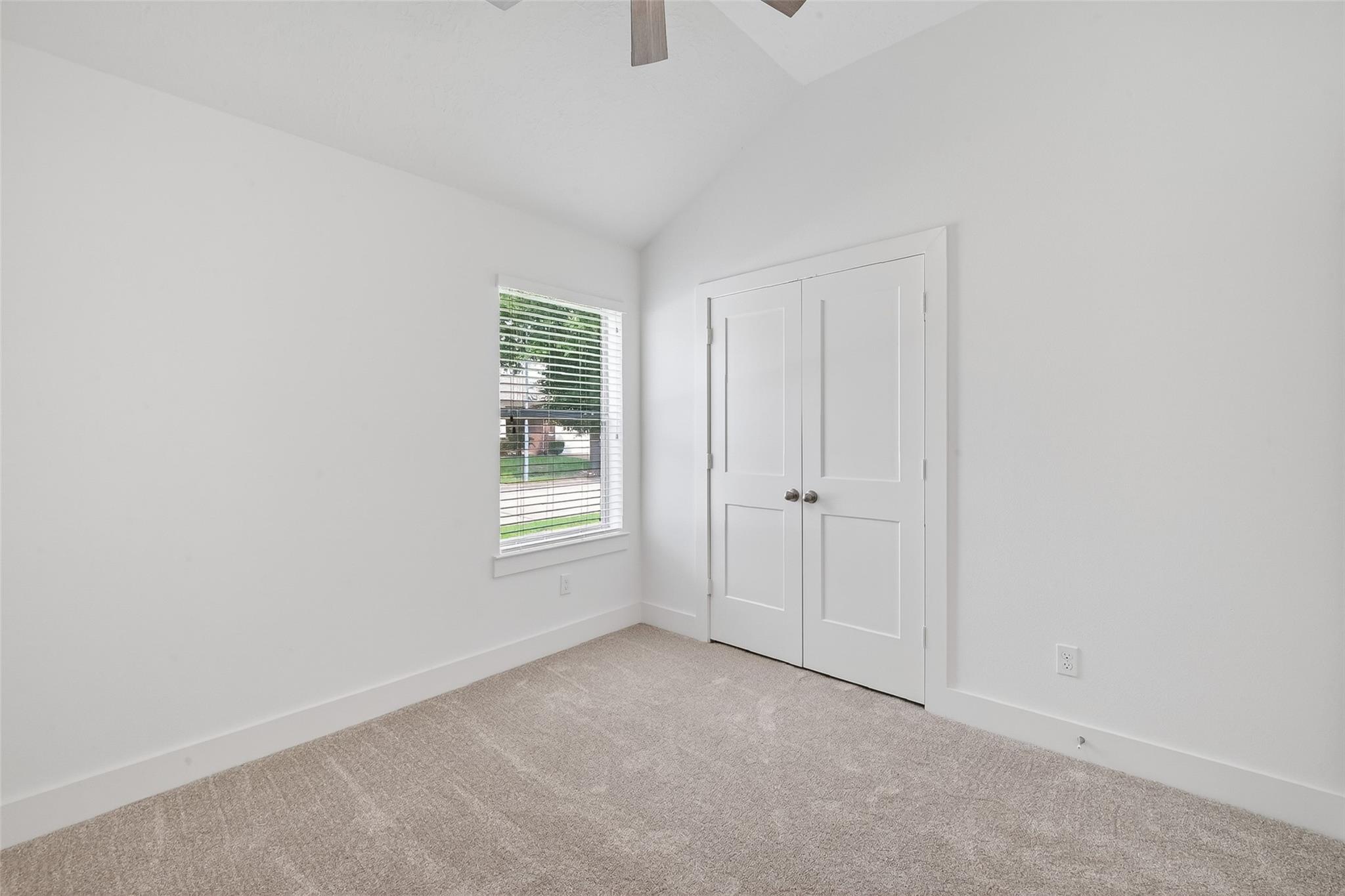 1834 Kessler Park Court, Houston Tx 77047 Property Photo 24