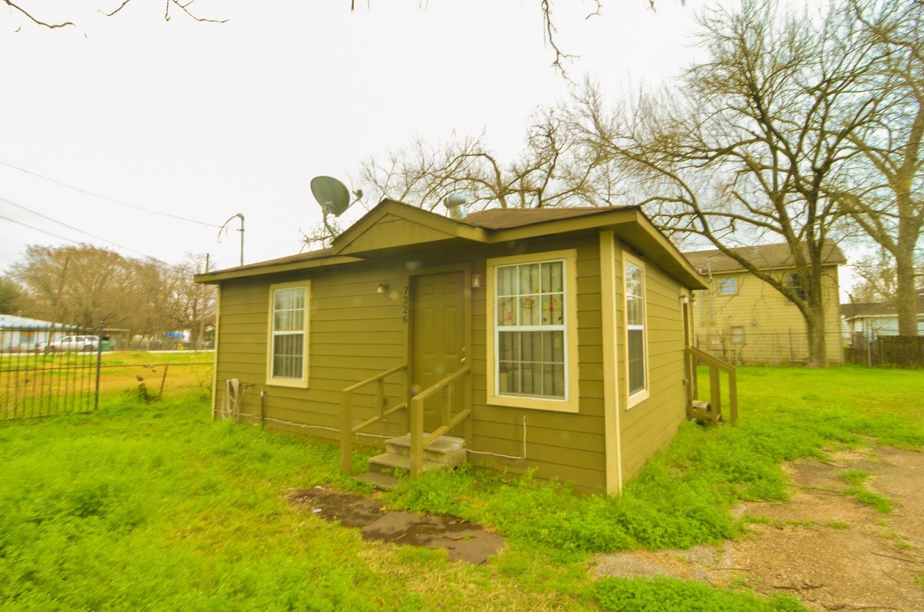 7326 Eagle Pass Street Property Photo 1