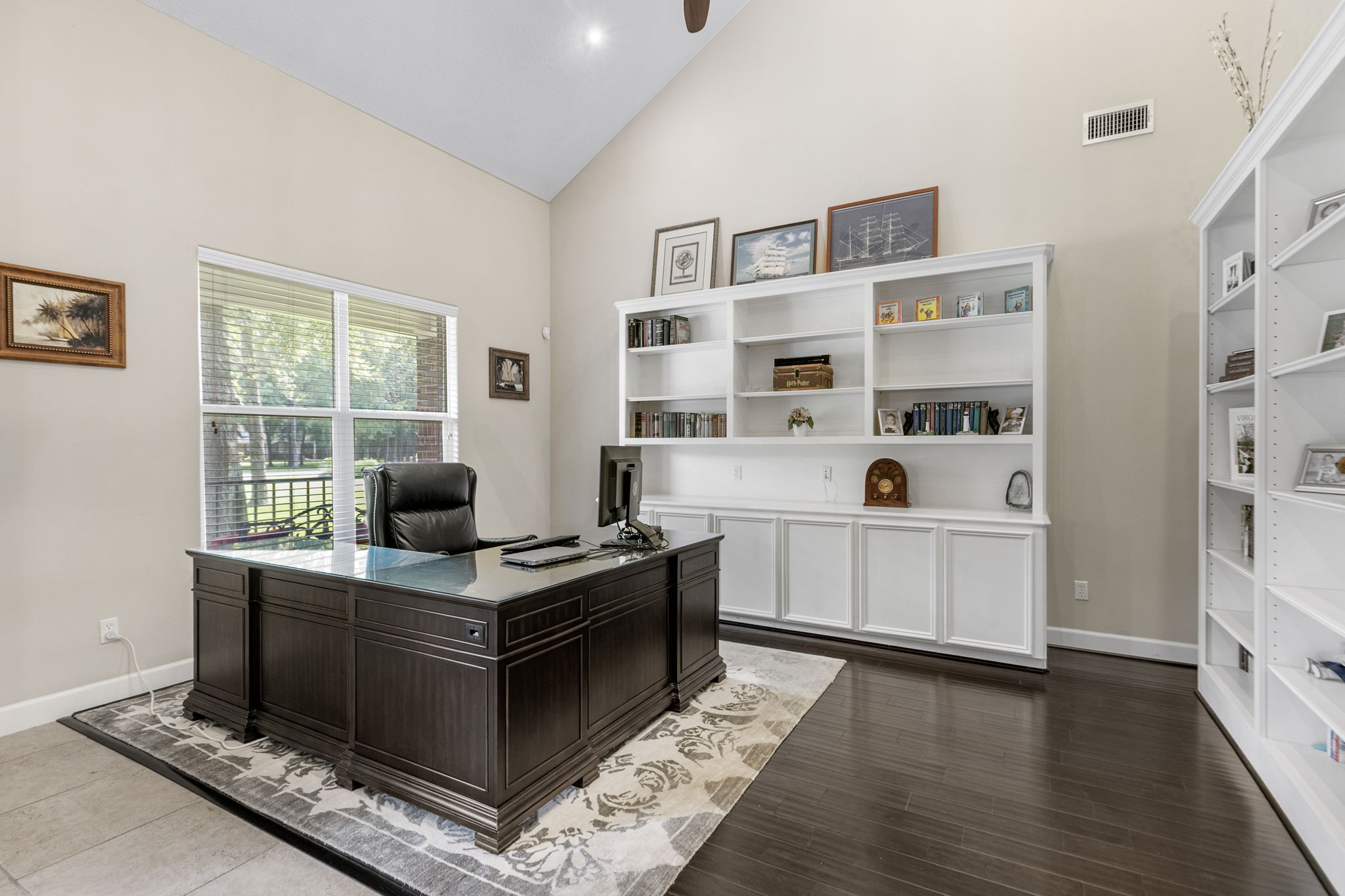 28433 Wild Oaks Property Photo 8