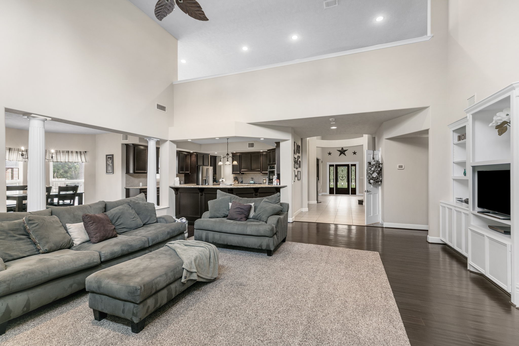 28433 Wild Oaks Property Photo 12