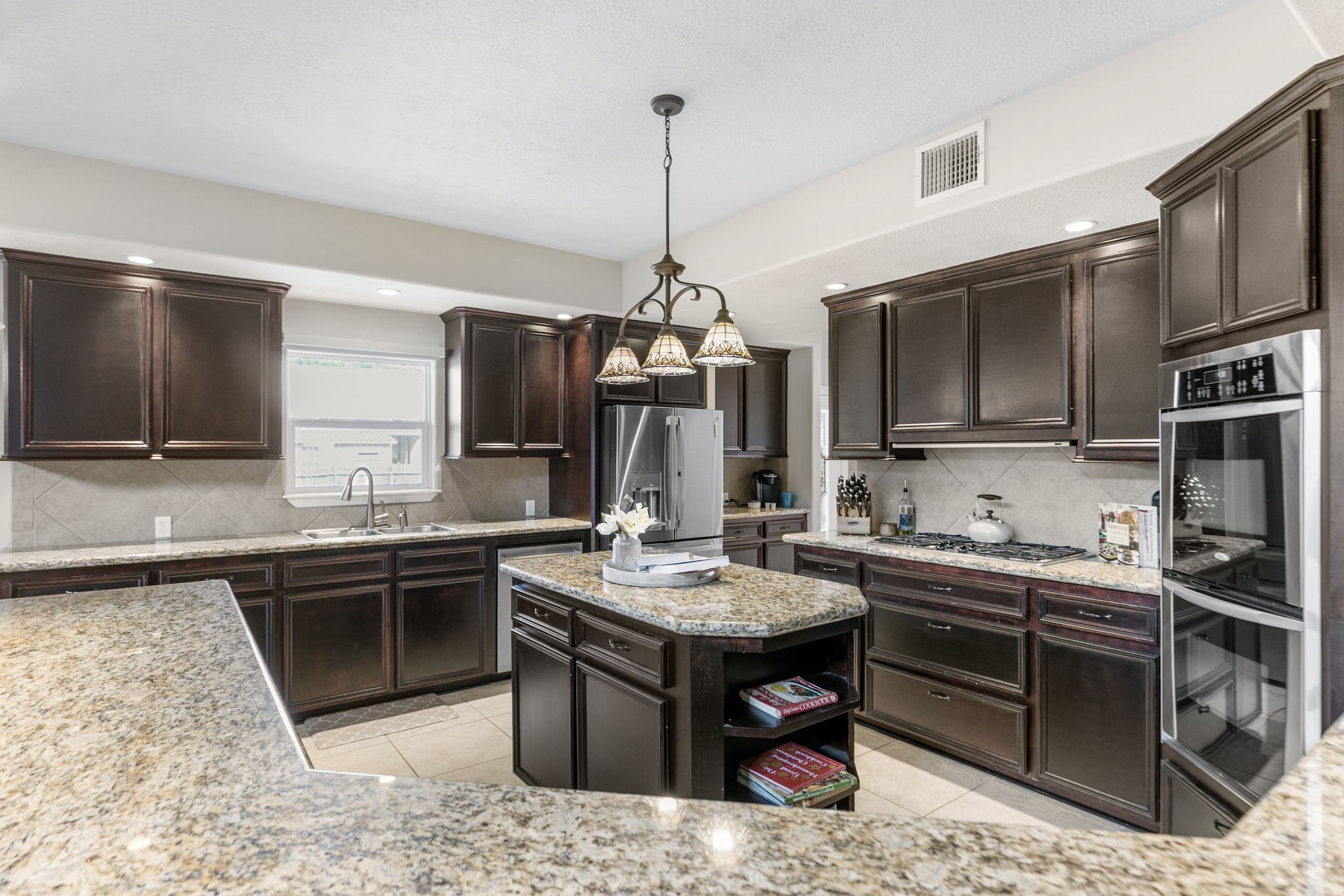 28433 Wild Oaks Property Photo 13