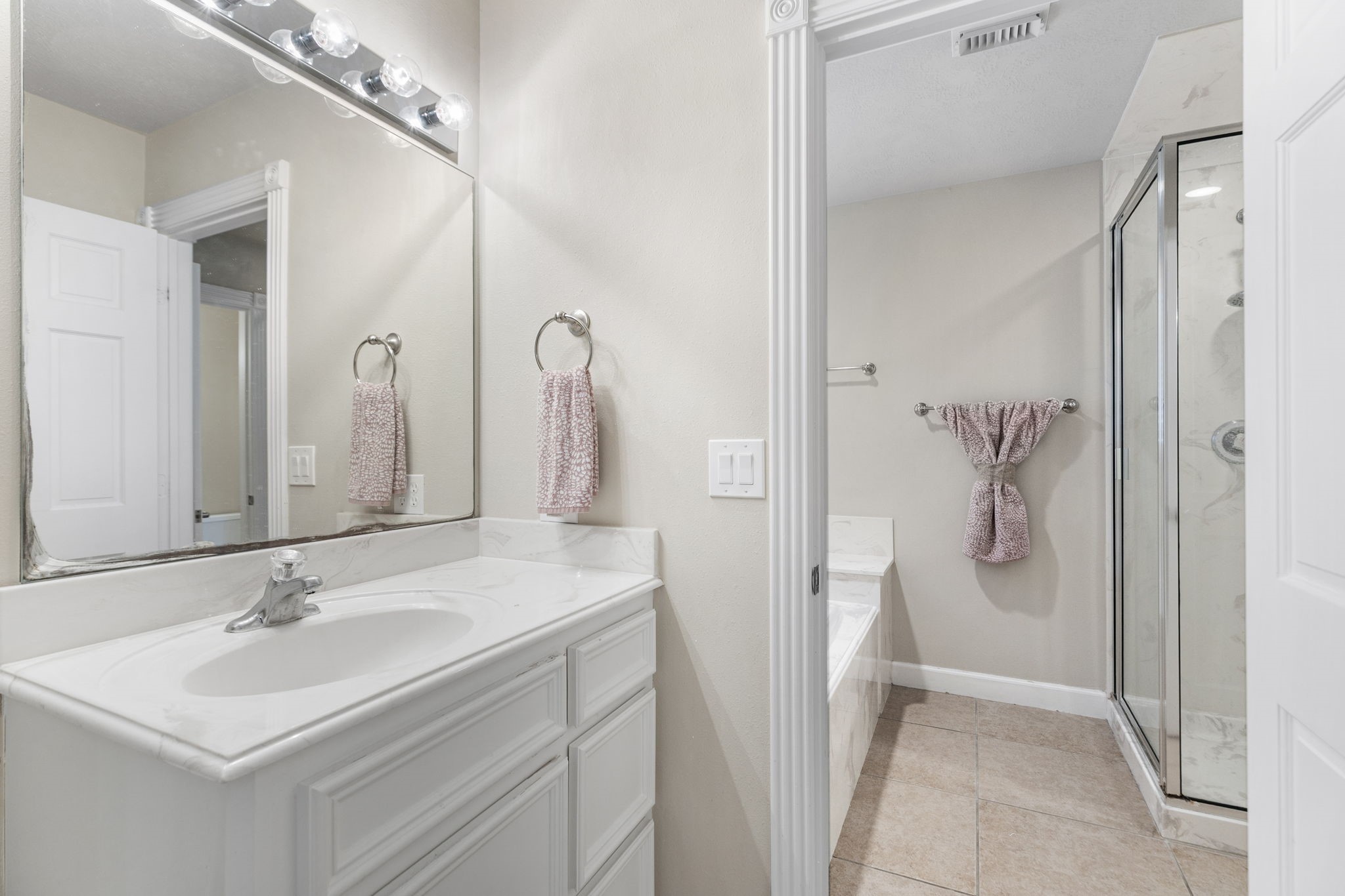 28433 Wild Oaks Property Photo 27