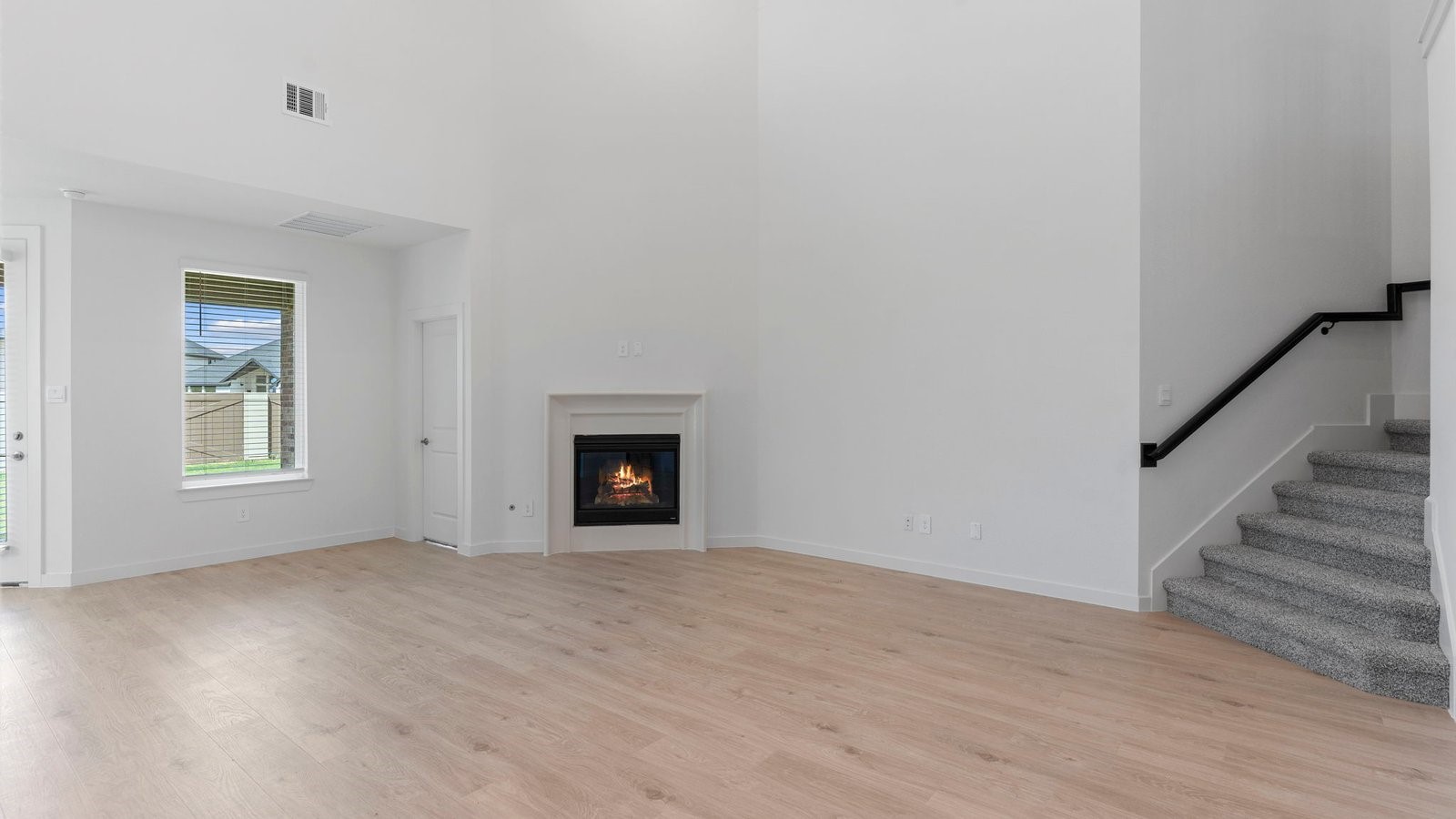 2707 Red Rosehip Drive Property Photo 32