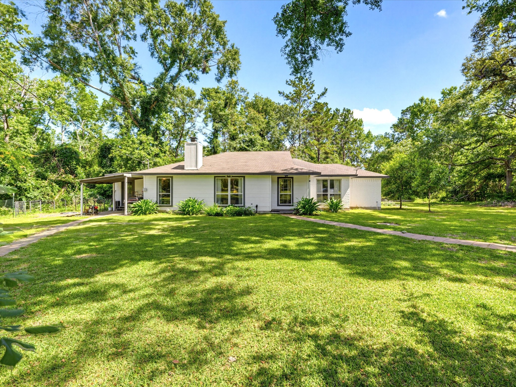7477 Hidden Acres Drive Property Photo 1