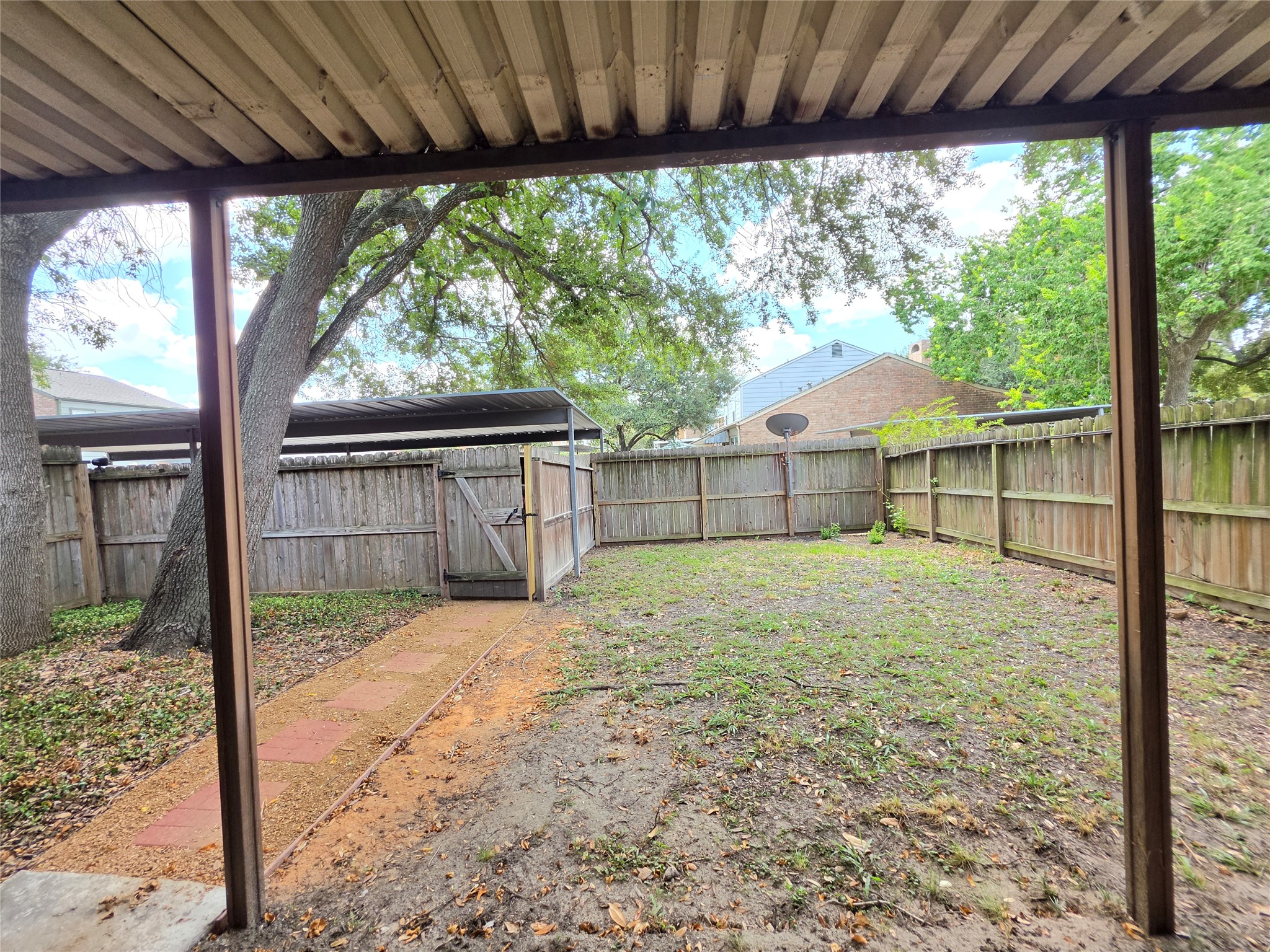 11805 Southlake Drive Property Photo 16