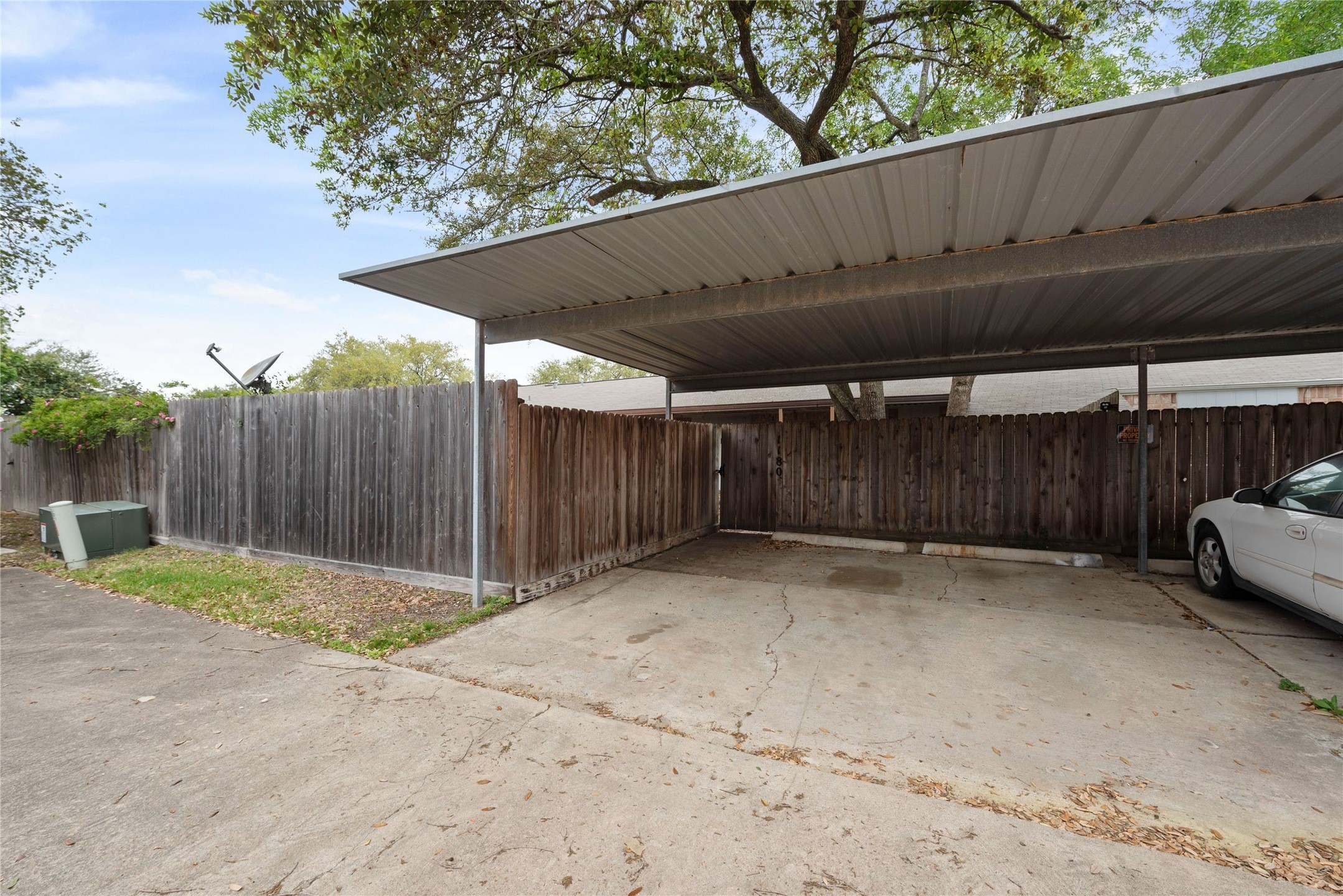 11805 Southlake Drive Property Photo 17