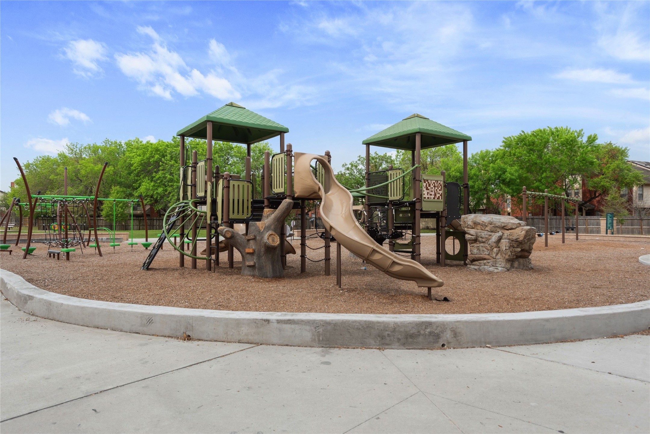 11805 Southlake Drive Property Photo 19